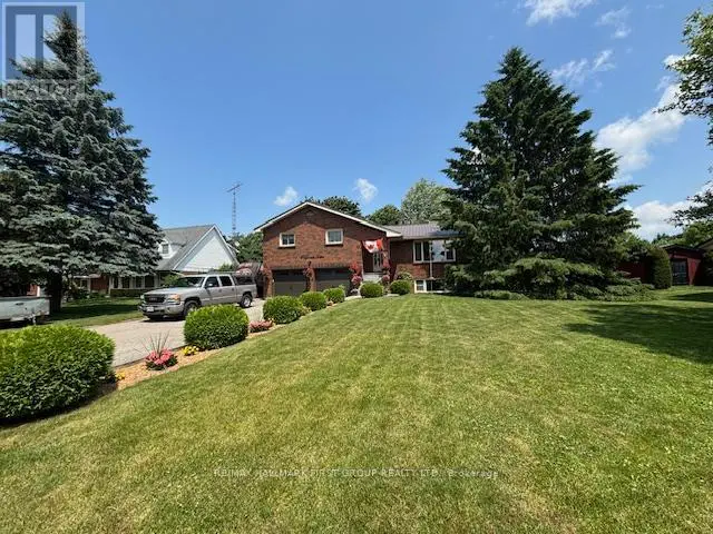 11 Riverview Drive, Scugog, Ontario  L9L 1N8 - Photo 1 - E12259328