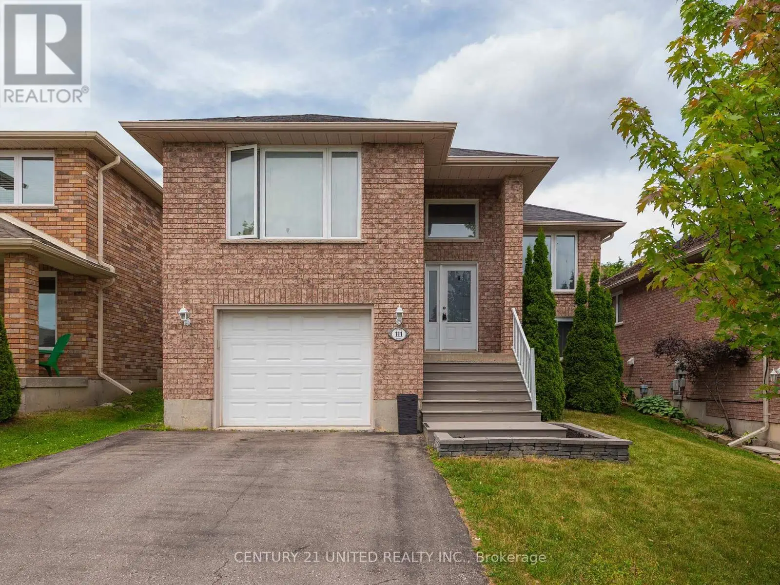 111 MILROY DRIVE, Peterborough North, Ontario