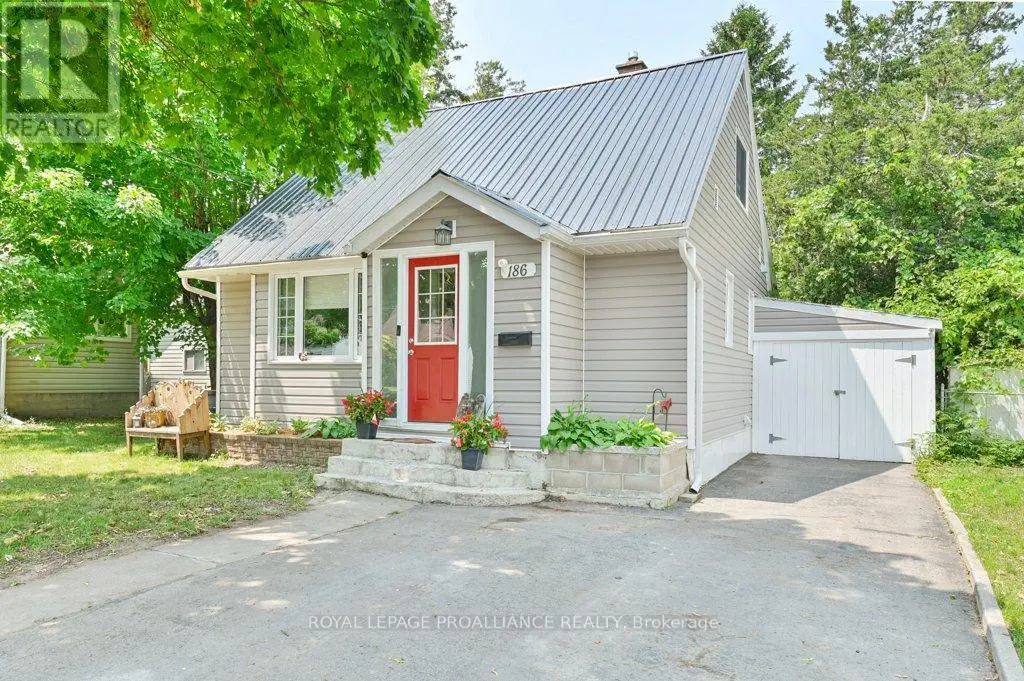 186 Pine Street, Belleville, Ontario  K8N 2N2 - Photo 1 - X12260832