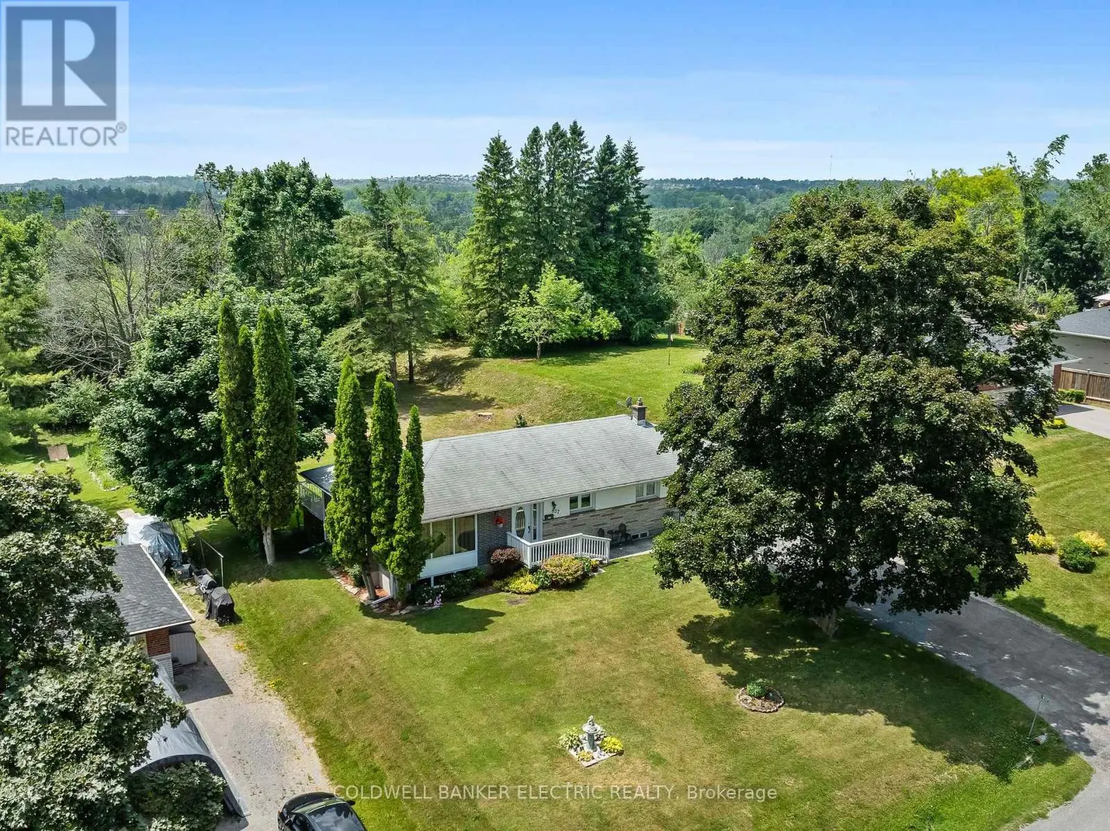 837 Kingsdale Drive, Douro-Dummer, Ontario  K9L 1B6 - Photo 2 - X12261082