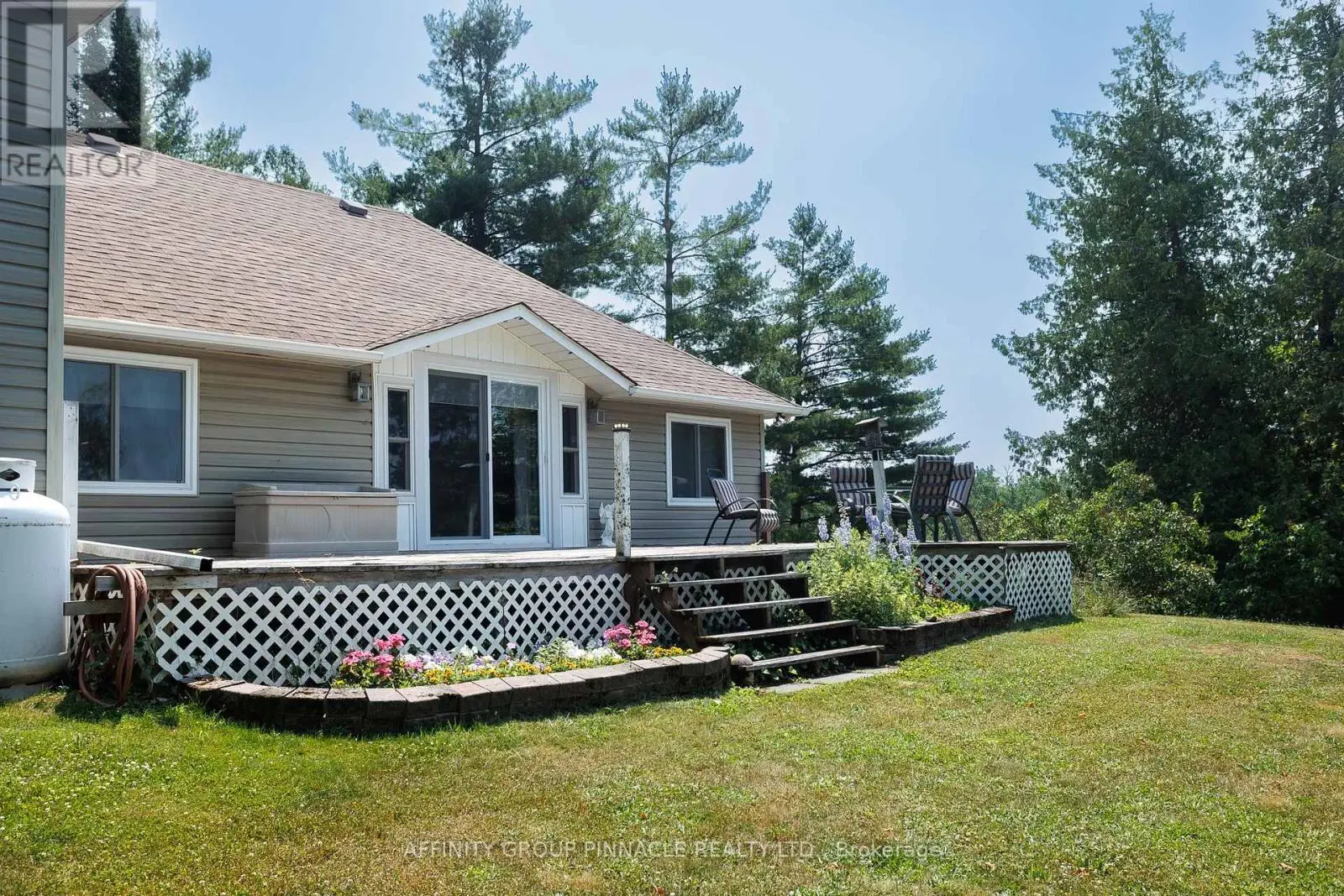 106 Coldstream Road, Kawartha Lakes, Ontario  K0M 1N0 - Photo 2 - X12261906