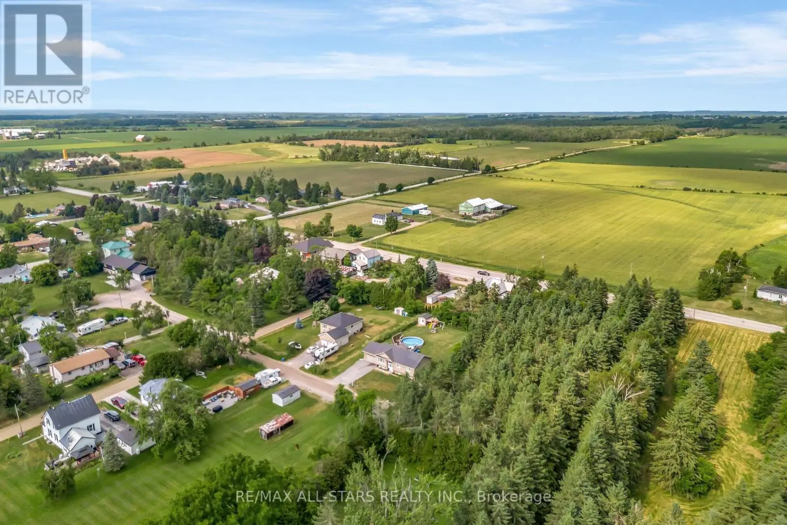 2 King Street, Kawartha Lakes, Ontario  K0M 2T0 - Photo 2 - X12261938