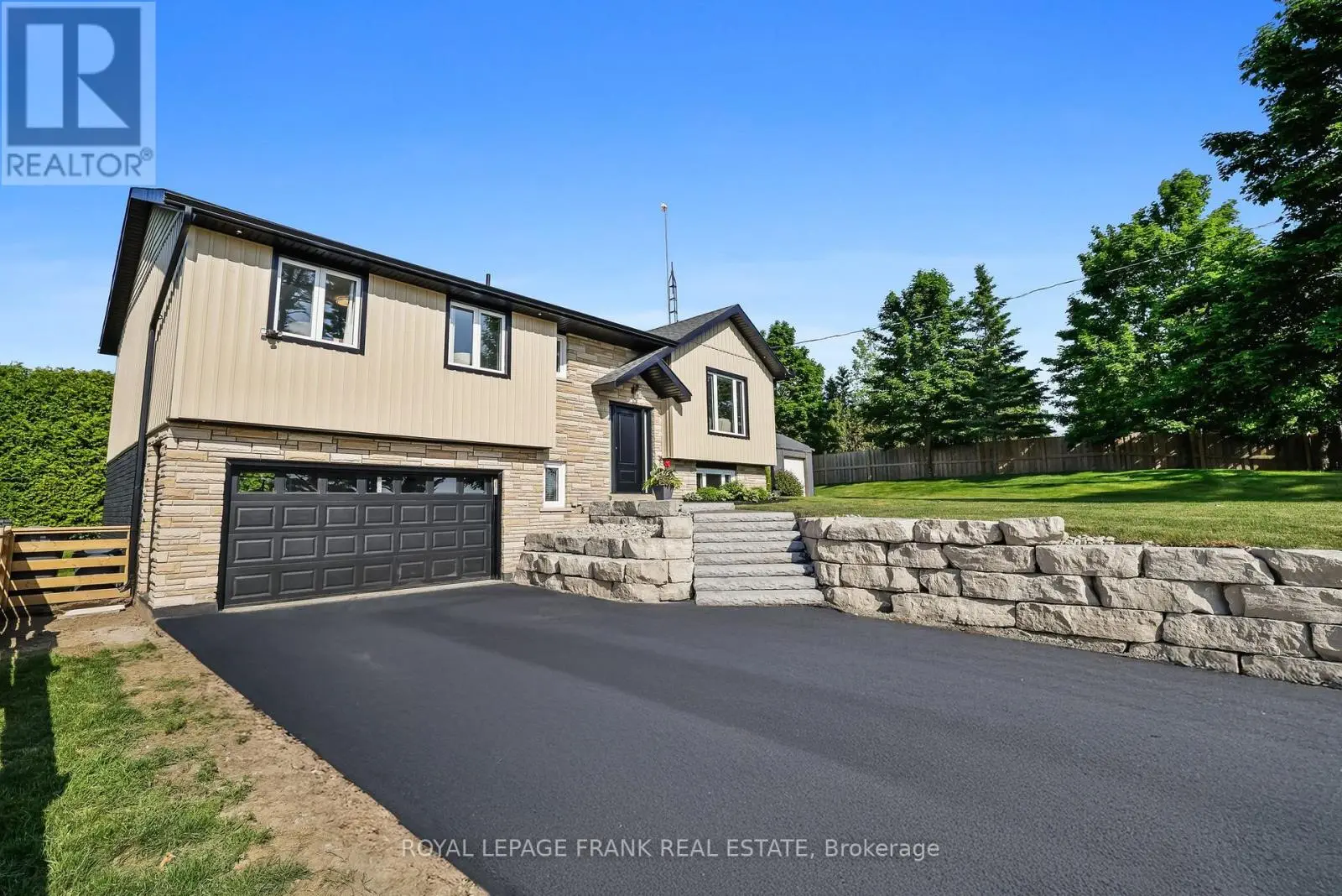 9003 Longsault Road, Clarington, Ontario  L1C 6V5 - Photo 3 - E12233603