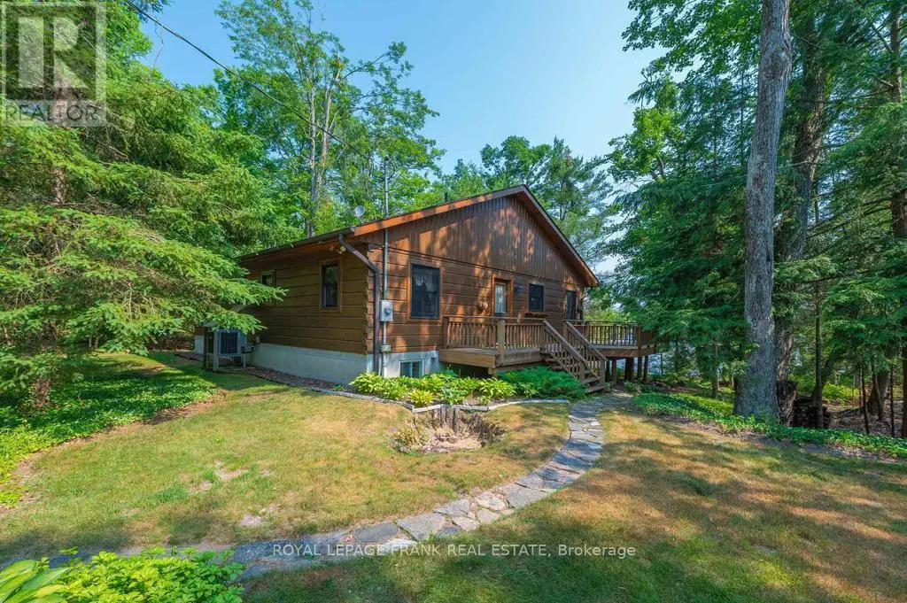 2160 Fire Route 20, Selwyn, Ontario  K0L 2H0 - Photo 1 - X12262385