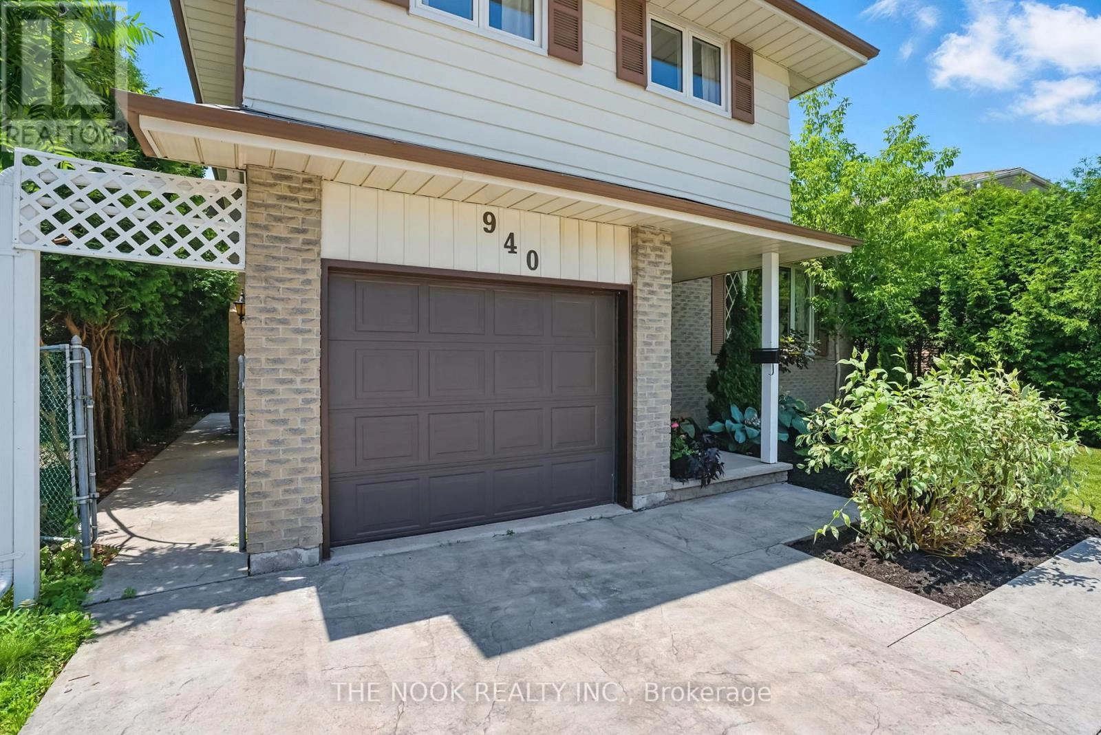 940 Central Park Boulevard N, Oshawa, Ontario  L1G 6P2 - Photo 2 - E12262752