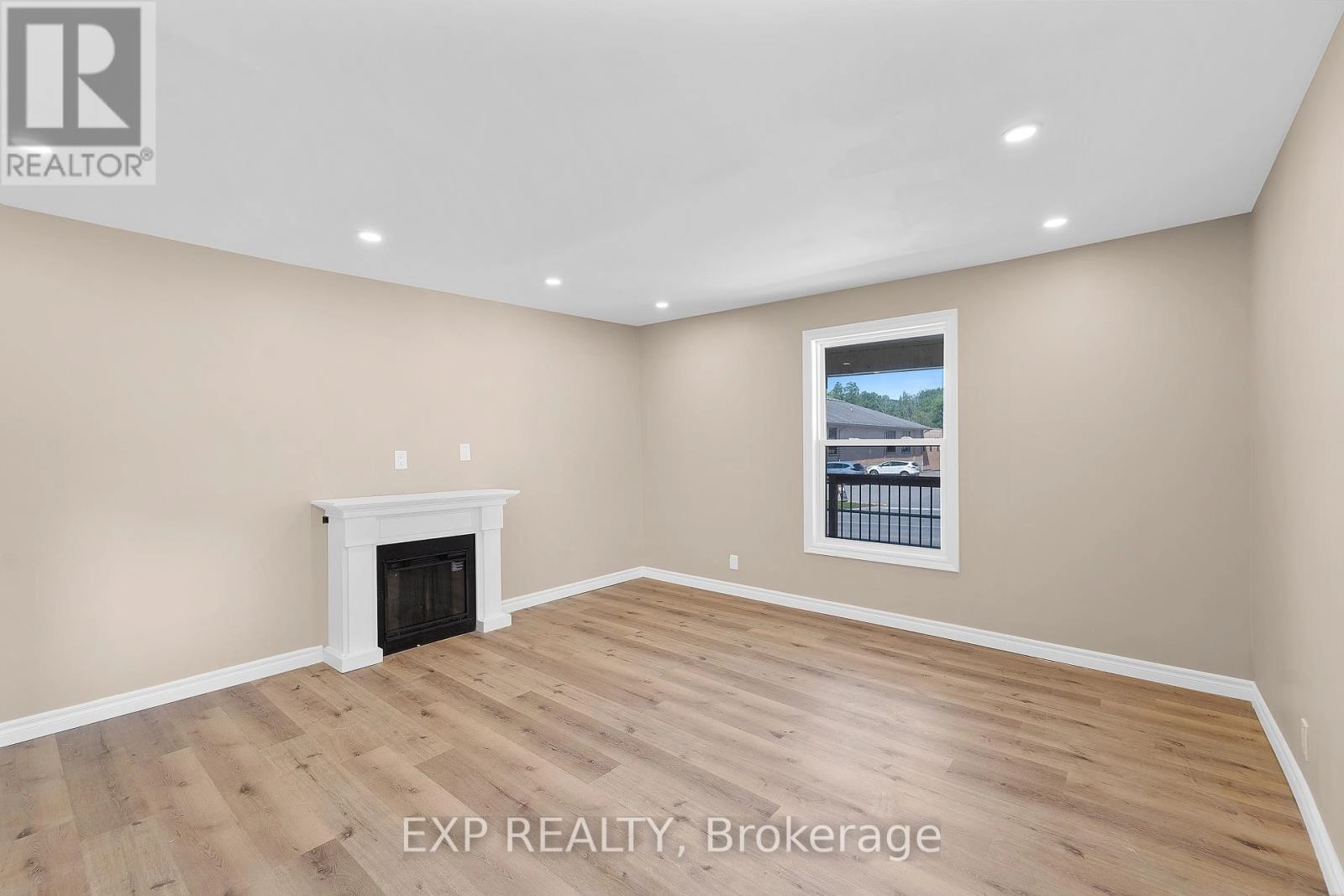 Unit 1 - 165 Main Street, Brighton, Ontario  K0K 1H0 - Photo 2 - X12262655