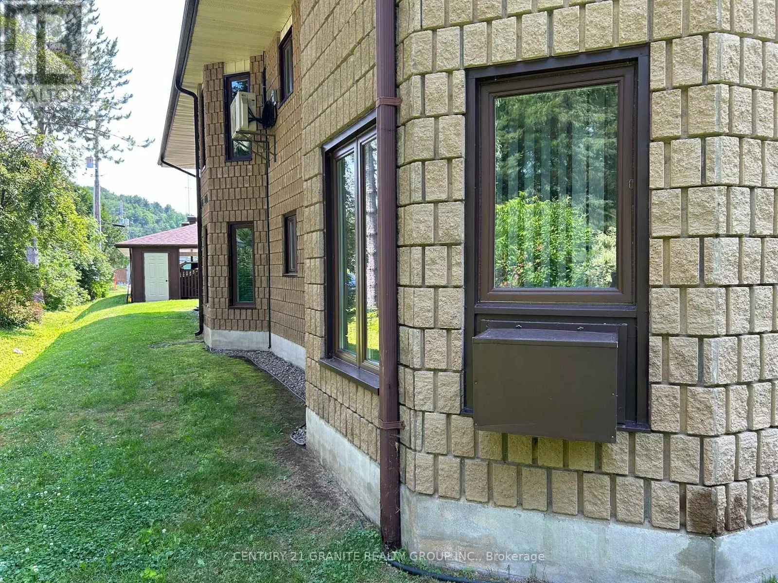 16 Alice Street, Bancroft, Ontario  K0L 1C0 - Photo 2 - X12262502