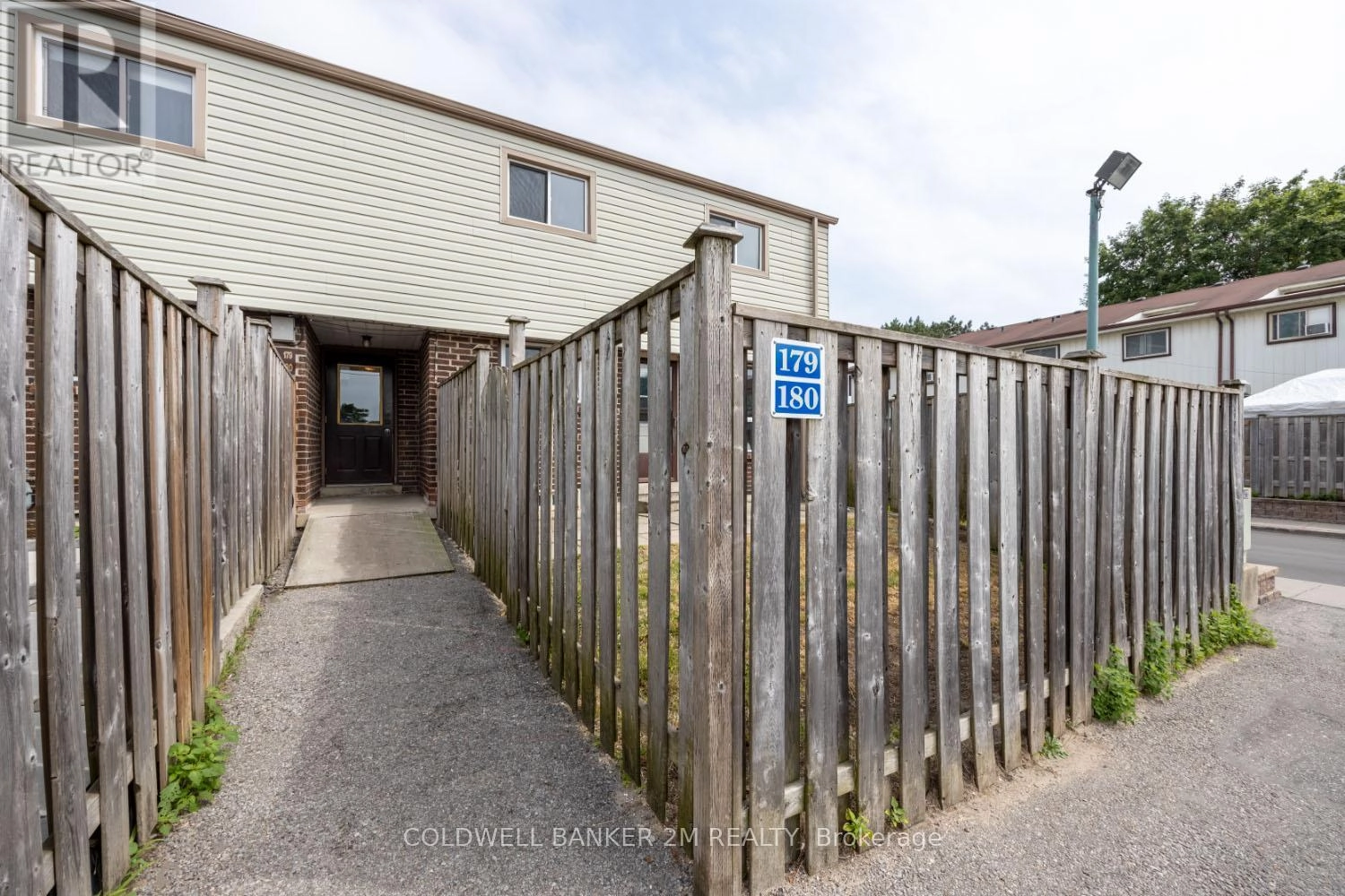 180 - 120 Nonquon Road, Oshawa, Ontario  L1G 7E6 - Photo 3 - E12255939