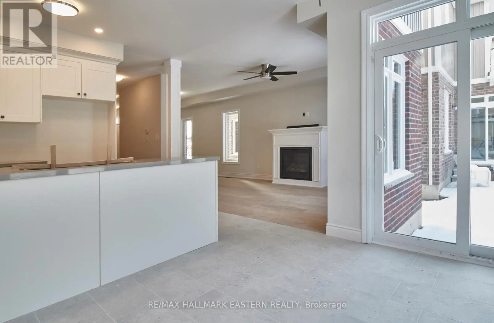 32 Coldbrook Drive, Cavan Monaghan, Ontario  L0A 1G0 - Photo 3 - X12263280