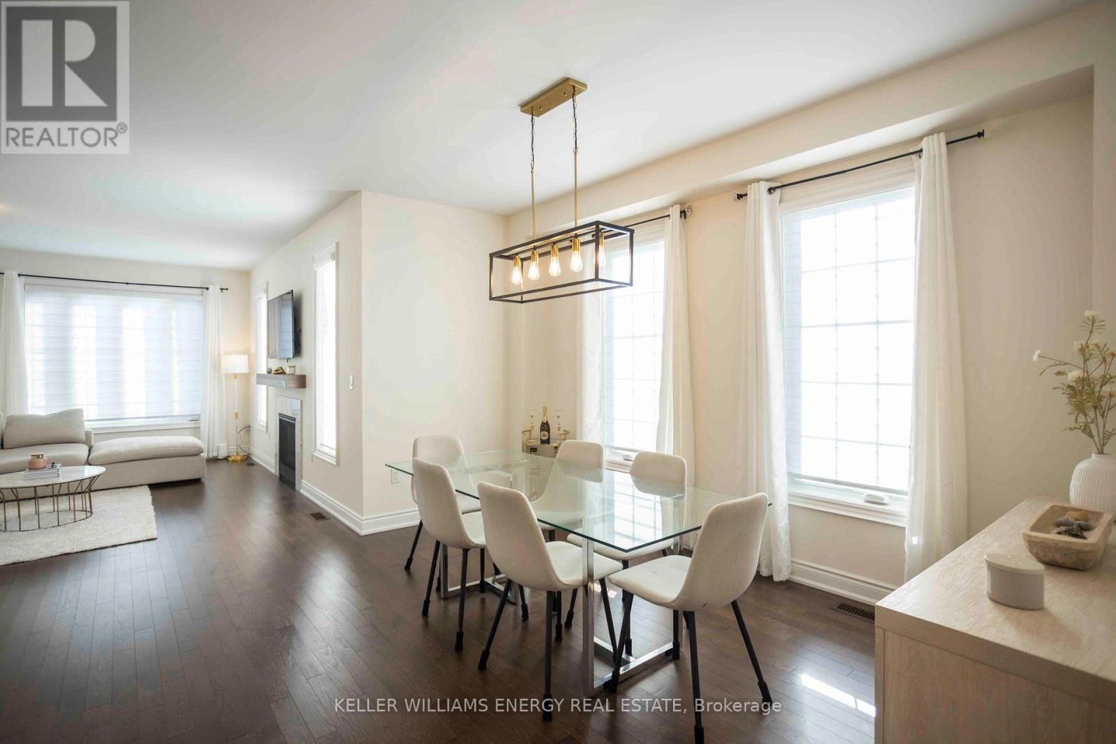 1 Tremoy Road, East Gwillimbury, Ontario  L9N 0T4 - Photo 3 - N12263512