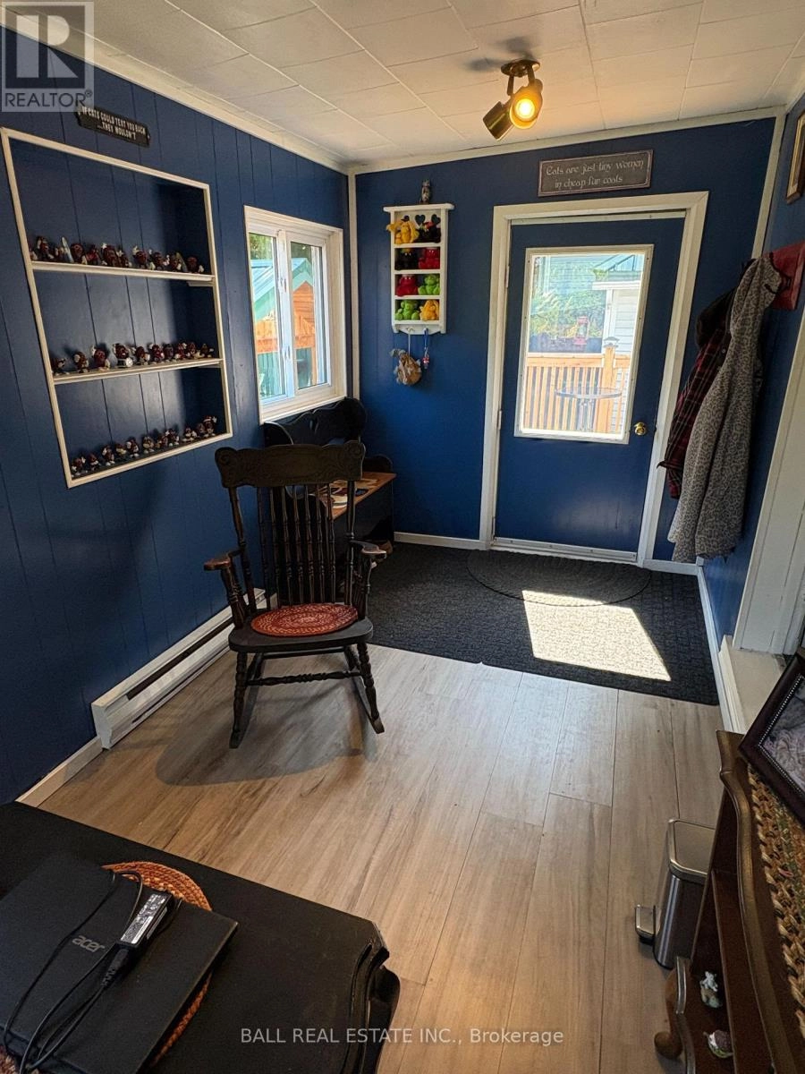 44 Pine Street, Asphodel-Norwood, Ontario  K0L 2V0 - Photo 3 - X12263495