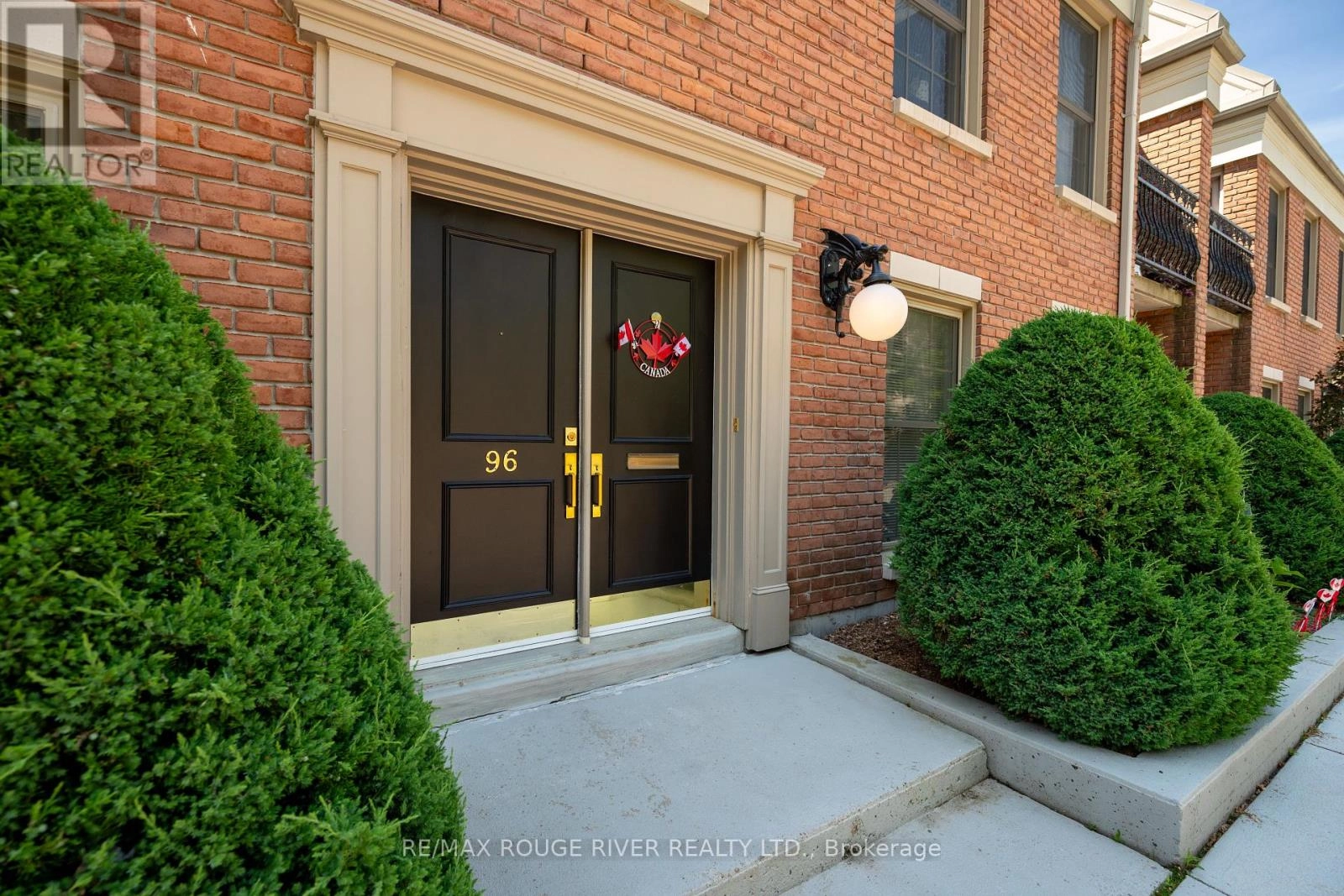 96 Maria's Quay, Cobourg, Ontario  K9A 5R6 - Photo 2 - X12263839