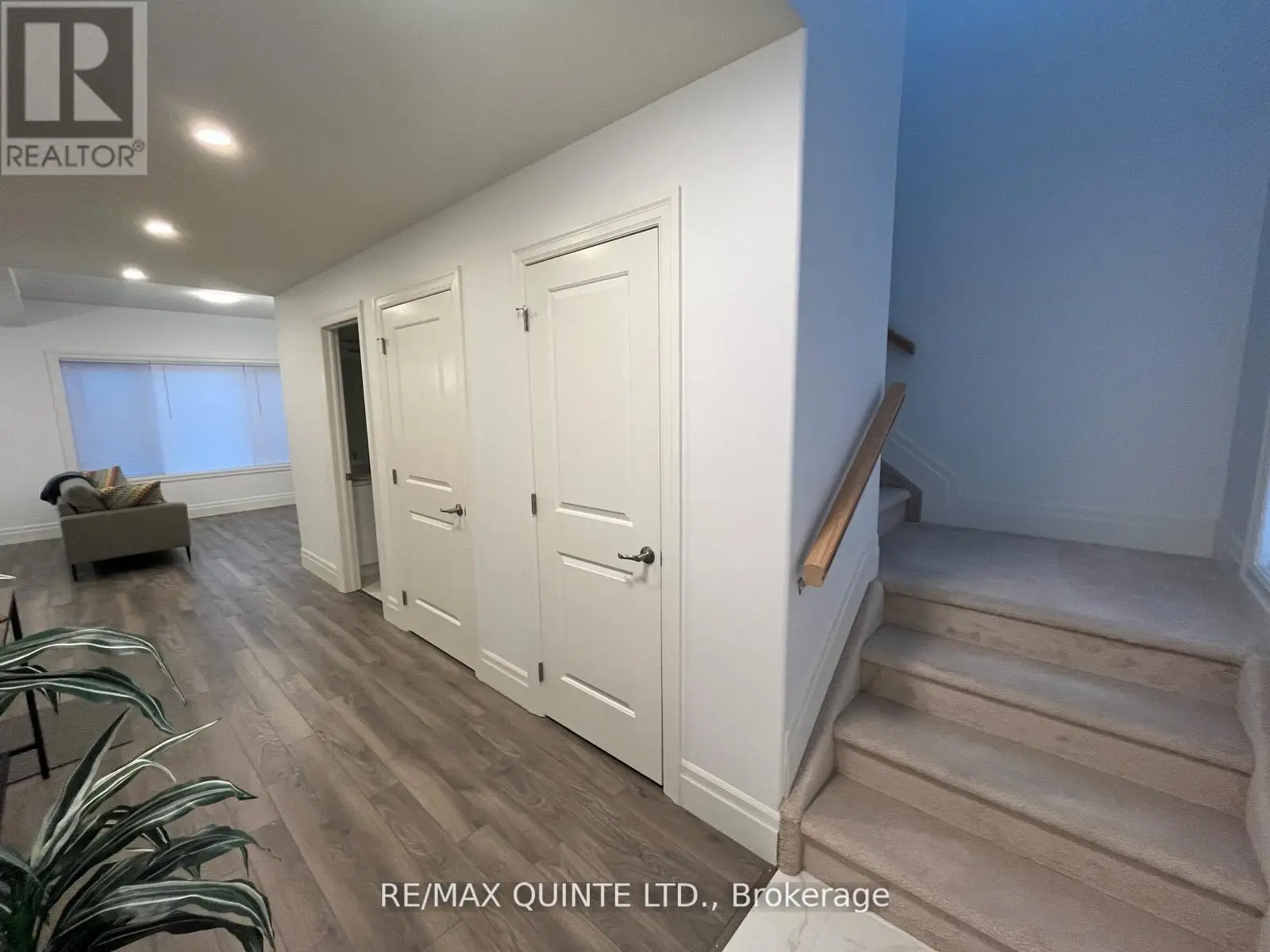 54 Campbell Crescent, Prince Edward County, Ontario  K0K 2T0 - Photo 3 - X12264110