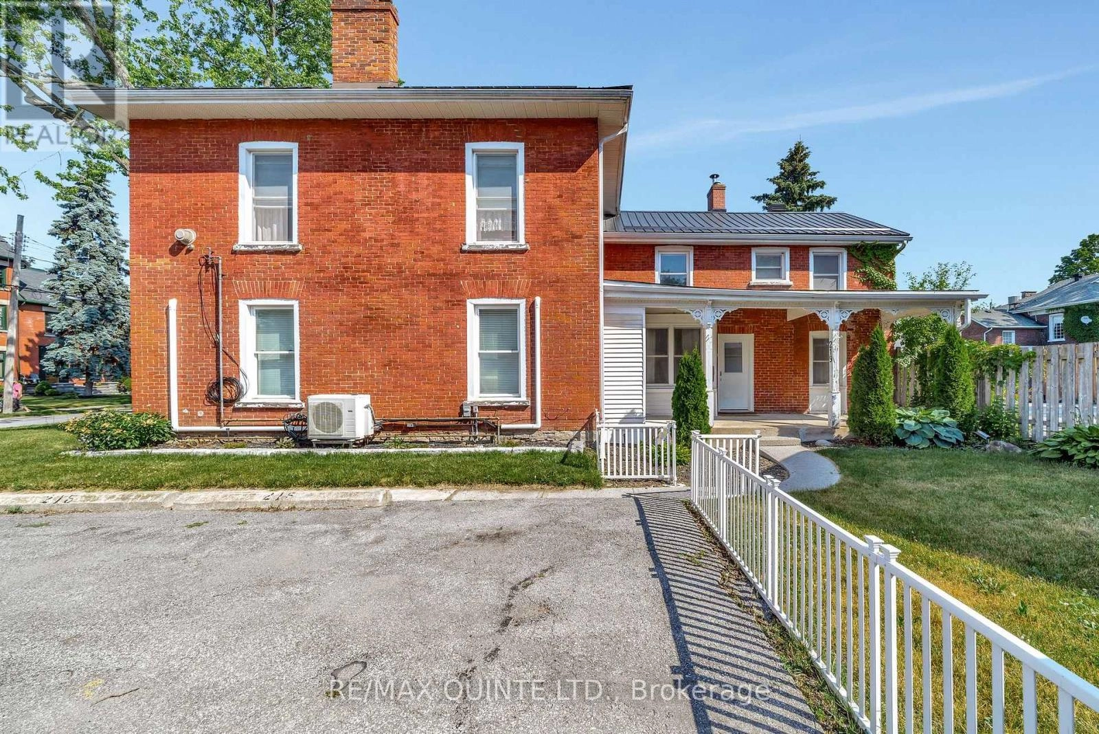 219-221 Ann Street, Belleville, Ontario  K8N 3L5 - Photo 2 - X12264438