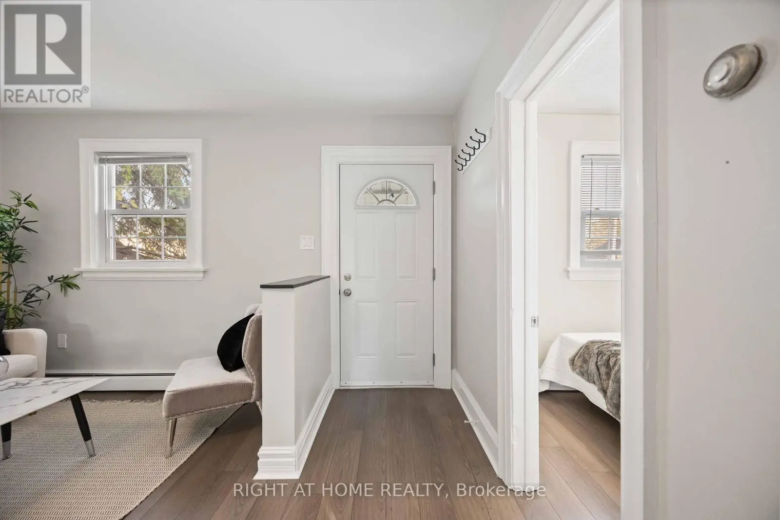 285 Olive Avenue, Oshawa, Ontario  L1H 2P5 - Photo 2 - E12264960