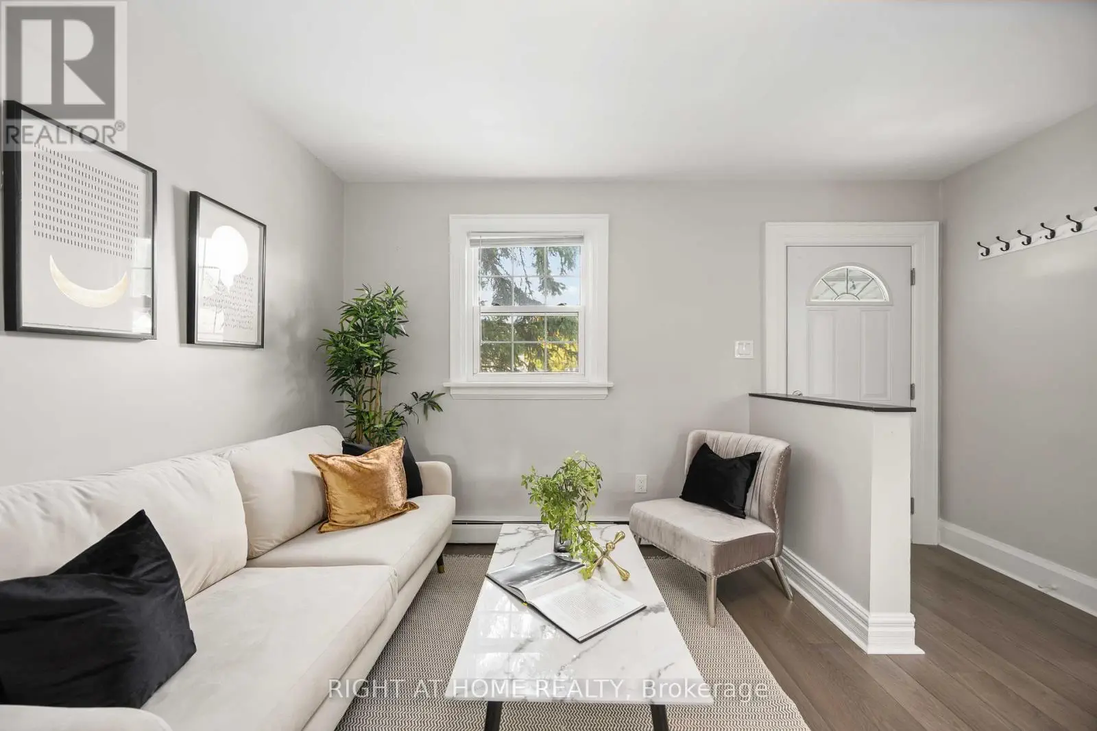 285 Olive Avenue, Oshawa, Ontario  L1H 2P5 - Photo 3 - E12264960