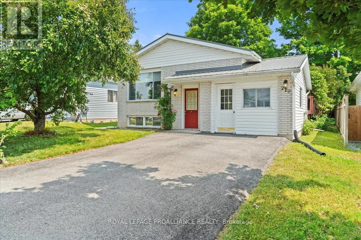 229 Russet Road, Trent Hills, Ontario  K0L 1L0 - Photo 1 - X12264923