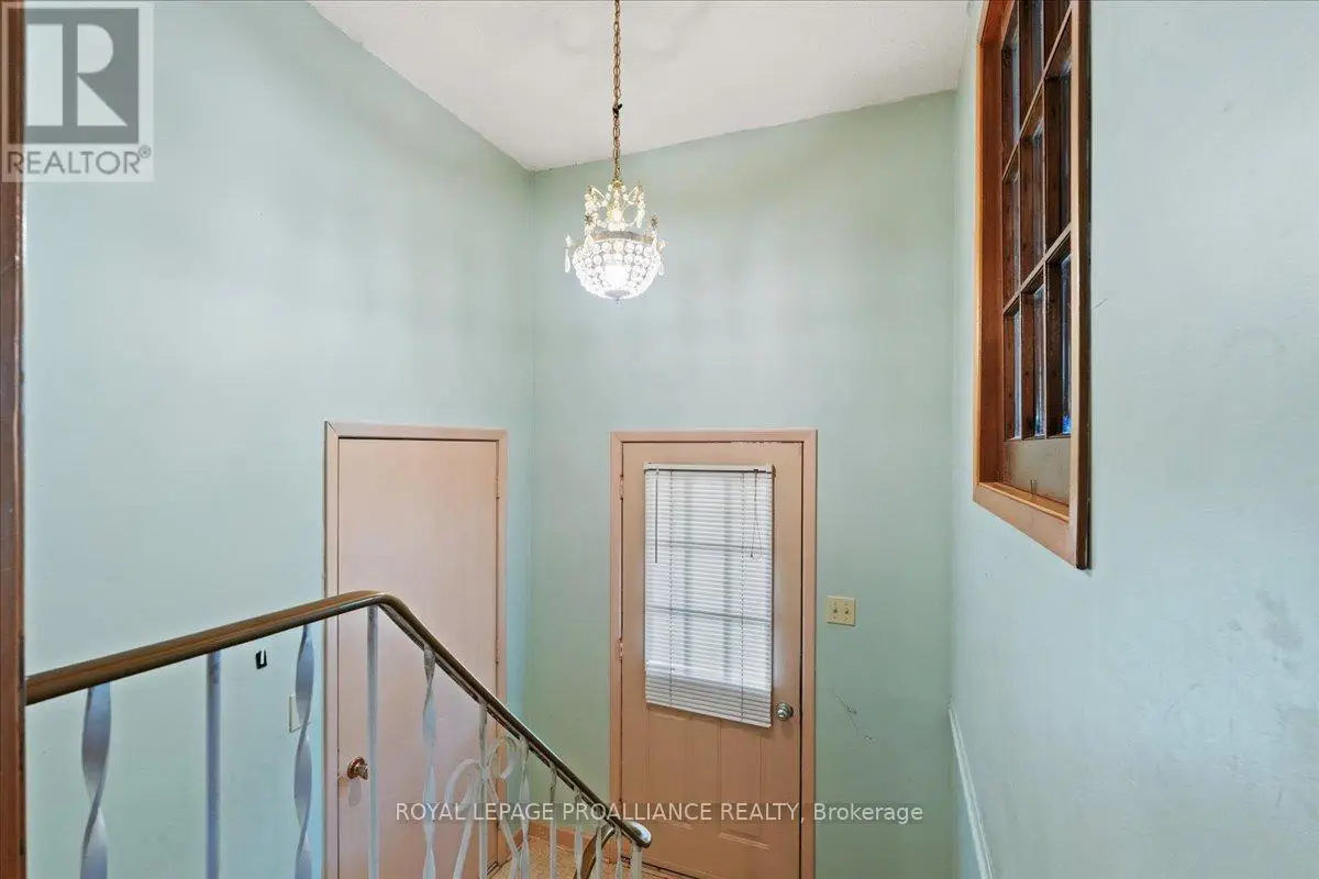 229 Russet Road, Trent Hills, Ontario  K0L 1L0 - Photo 2 - X12264923