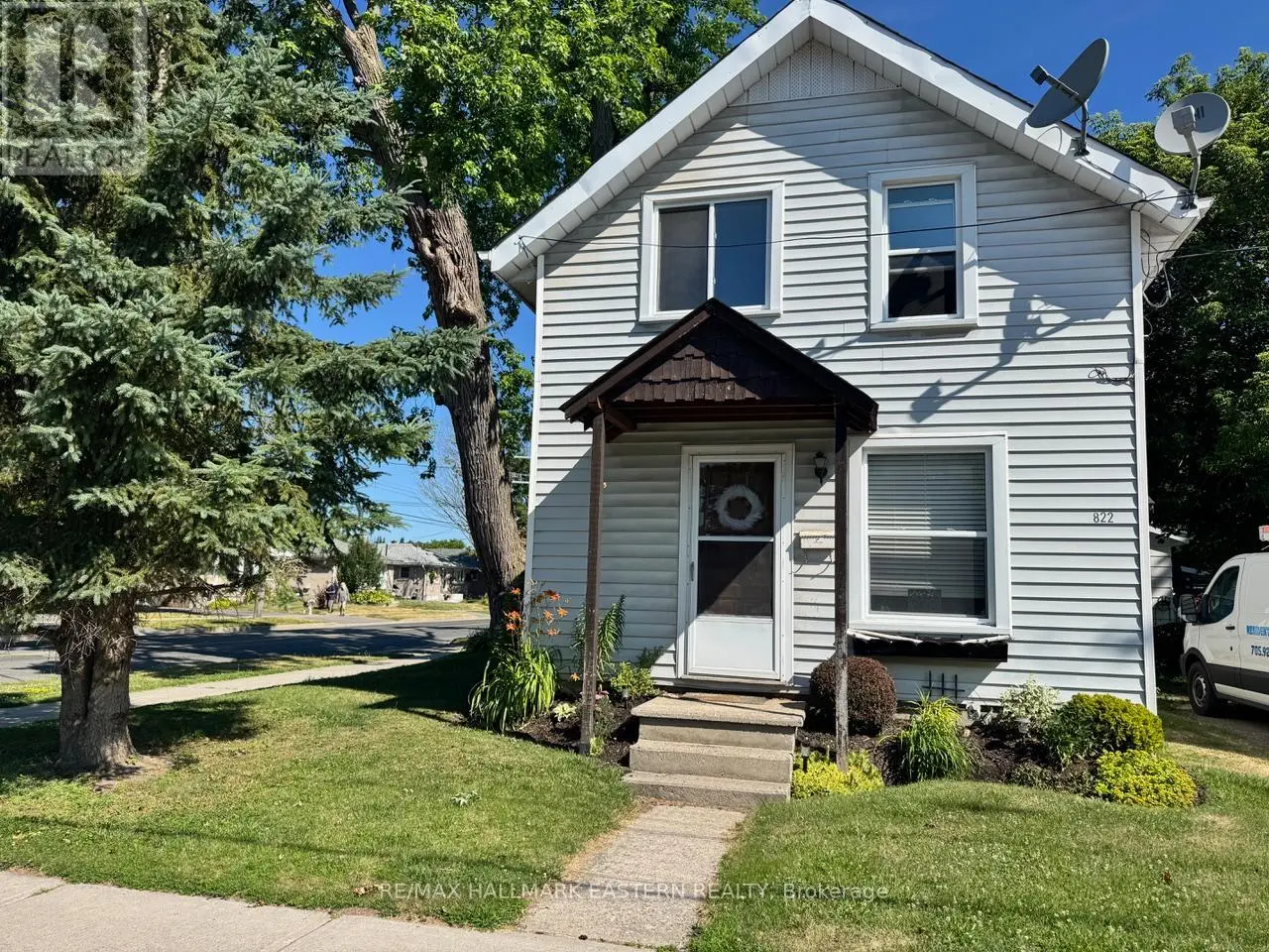 822 St. Mary's Street, Peterborough Central, Ontario  K9J 4H3 - Photo 1 - X12265198