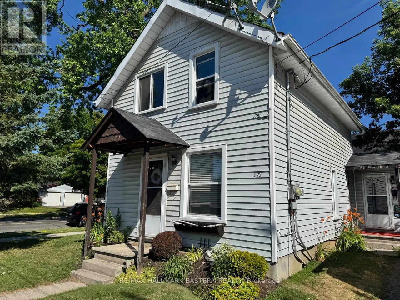 822 St. Mary's Street, Peterborough Central, Ontario  K9J 4H3 - Photo 3 - X12265198