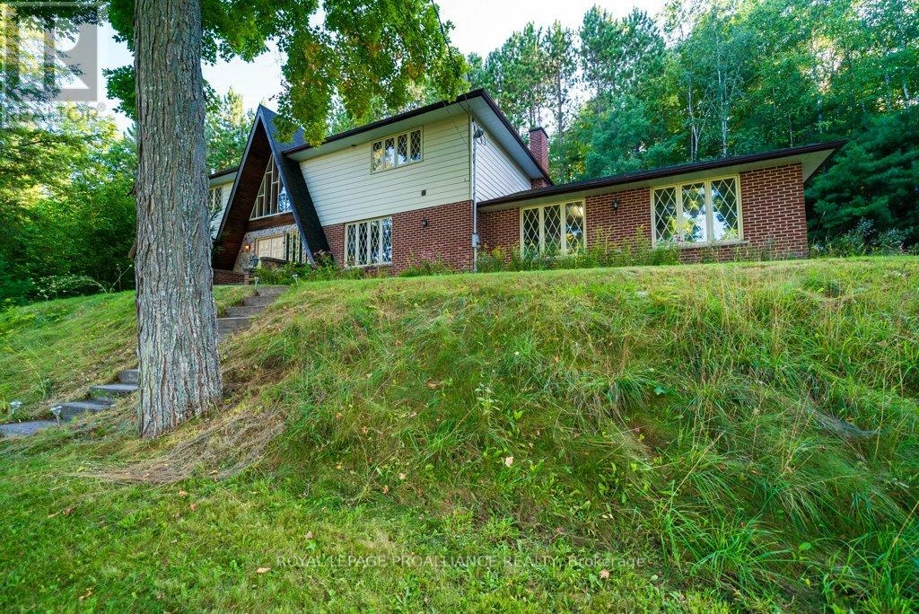 17100 Highway 41, Addington Highlands, Ontario  K0H 1K0 - Photo 1 - X12034401