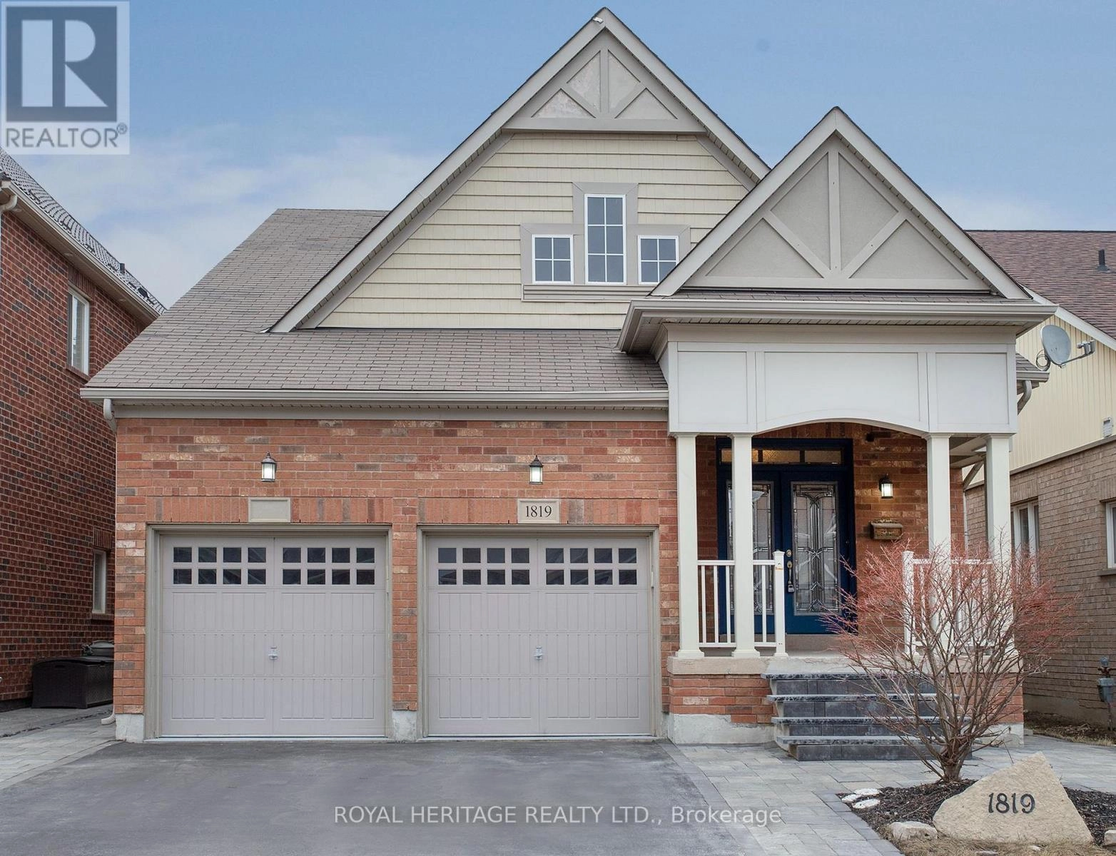 1819 Grandview Street N, Oshawa, Ontario  L1K 0J3 - Photo 1 - E12266861