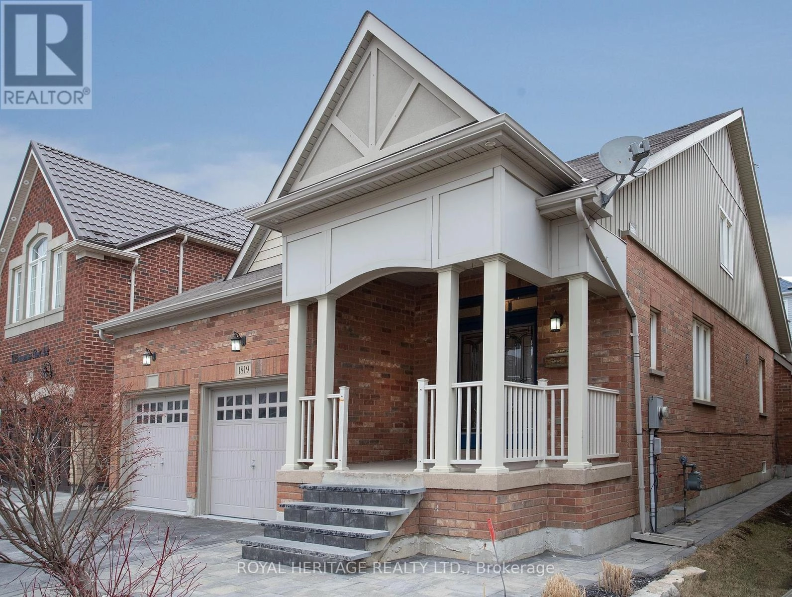 1819 Grandview Street N, Oshawa, Ontario  L1K 0J3 - Photo 2 - E12266861
