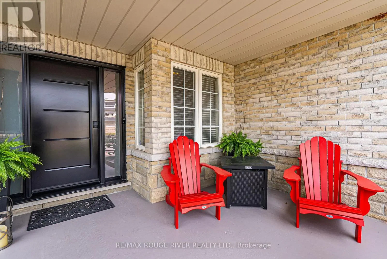 14 Mackey Drive, Whitby, Ontario  L1P 1P5 - Photo 3 - E12266936