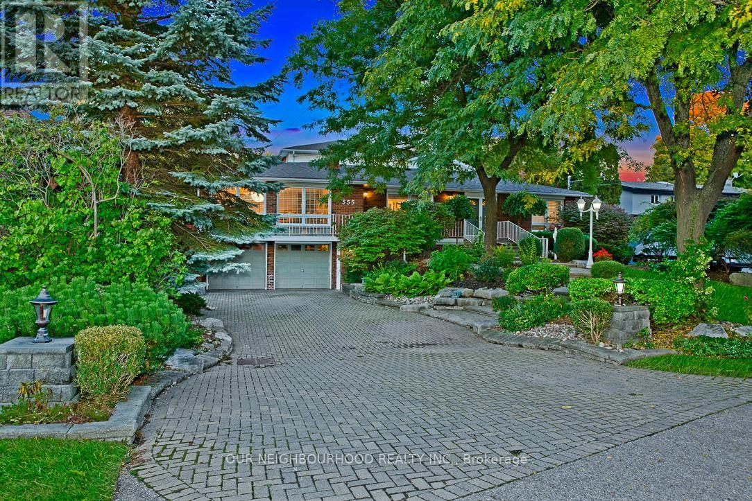 555 Pine Ridge Road, Pickering, Ontario  L1W 2M6 - Photo 1 - E12267312