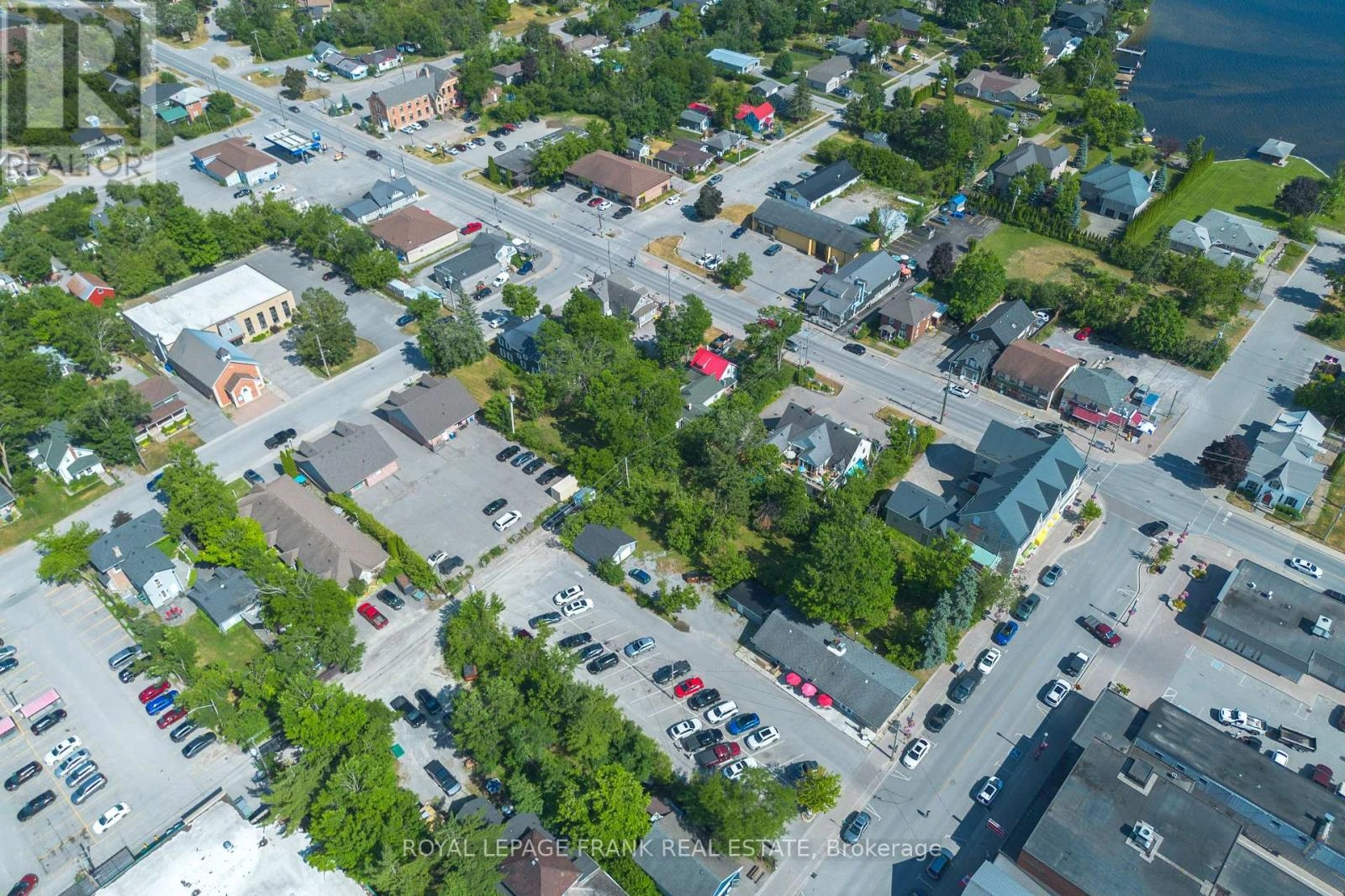 84 Bolton And William Street, Kawartha Lakes, Ontario  K0M 1A0 - Photo 2 - X12267283
