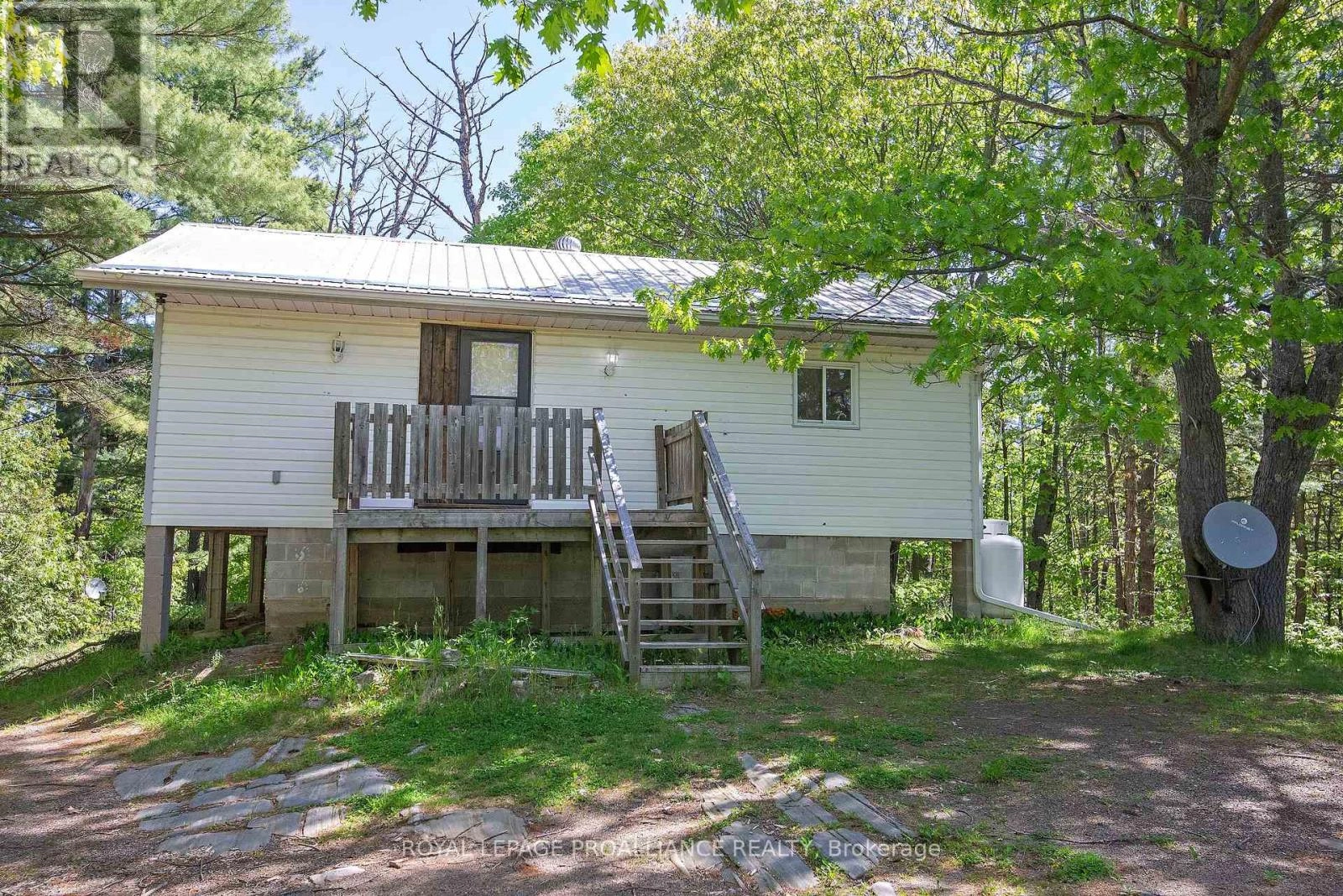 113166 /113176 Hwy 7, Addington Highlands, Ontario  K0H 1Z0 - Photo 1 - X12267547