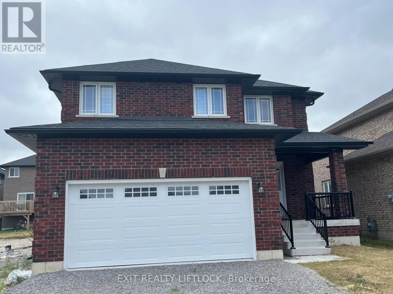 37 York Drive, Peterborough North, Ontario  K9J 6X4 - Photo 2 - X12268886