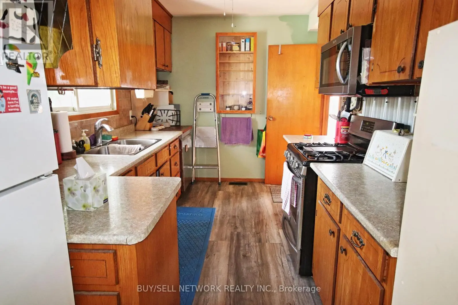 9 Hemlock Street, Highlands East, Ontario  K0L 1M0 - Photo 2 - X12268962