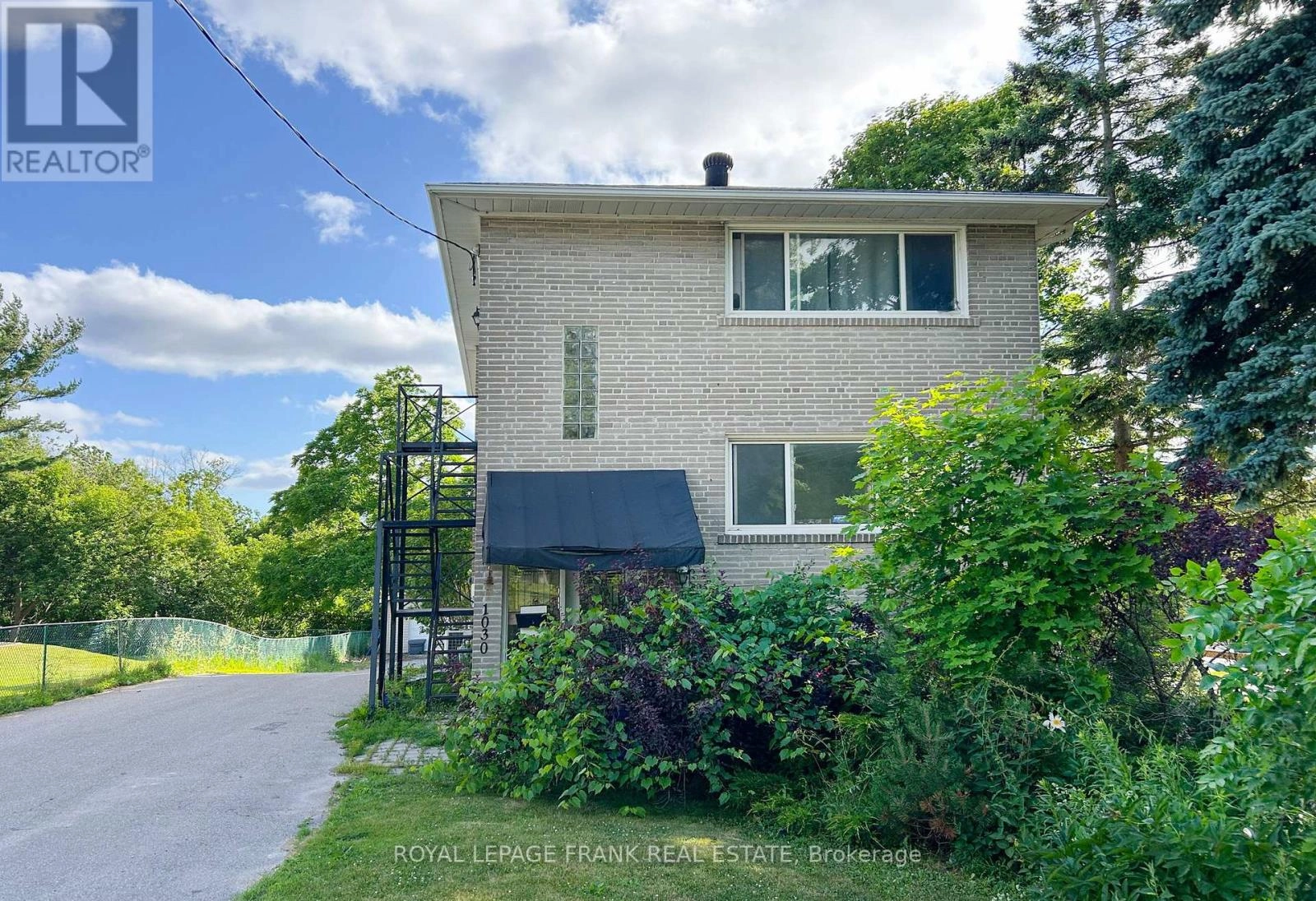 1030 Ravine Road, Oshawa, Ontario  L1H 4C8 - Photo 1 - E12269251