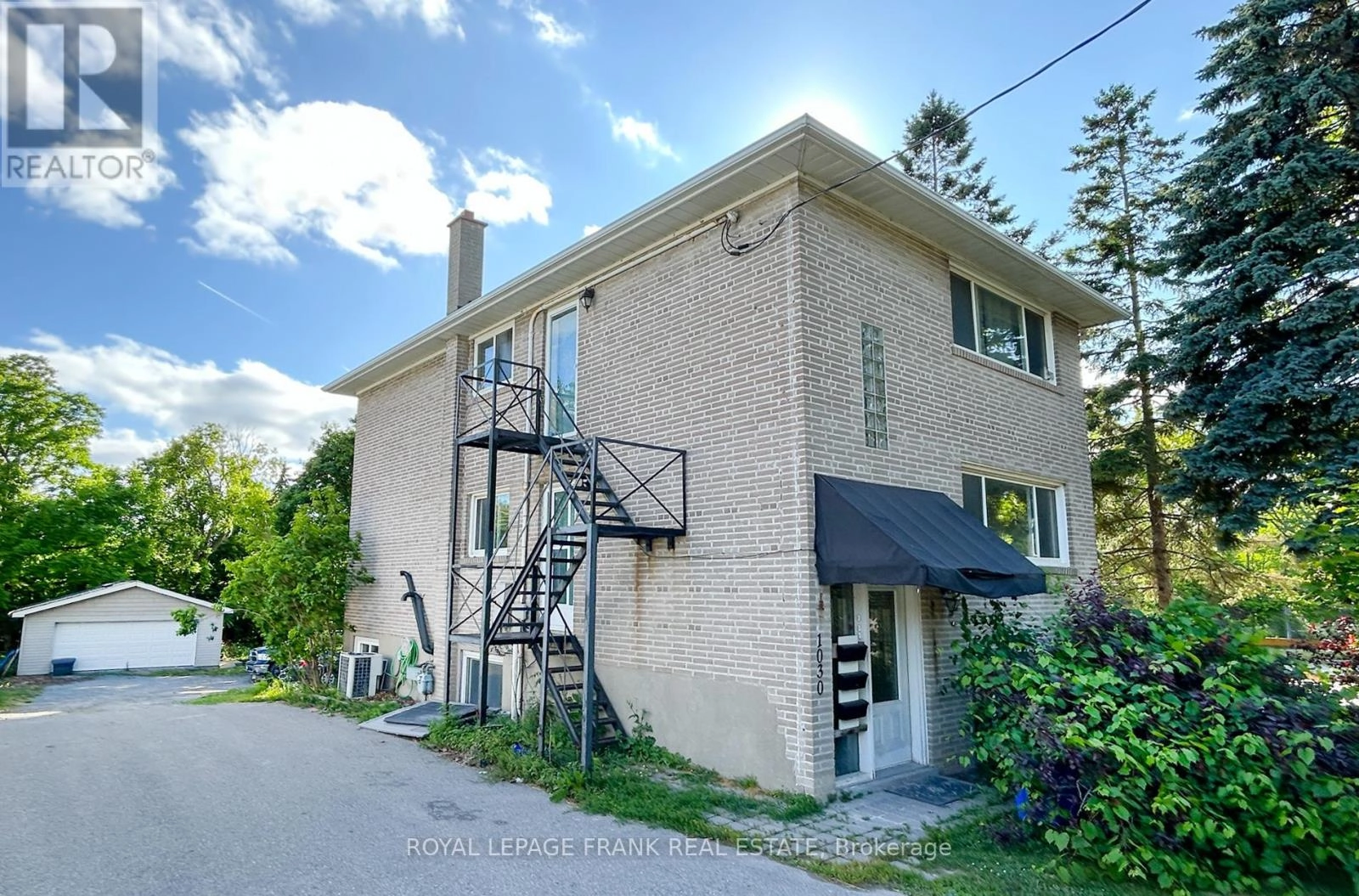 1030 Ravine Road, Oshawa, Ontario  L1H 4C8 - Photo 3 - E12269251