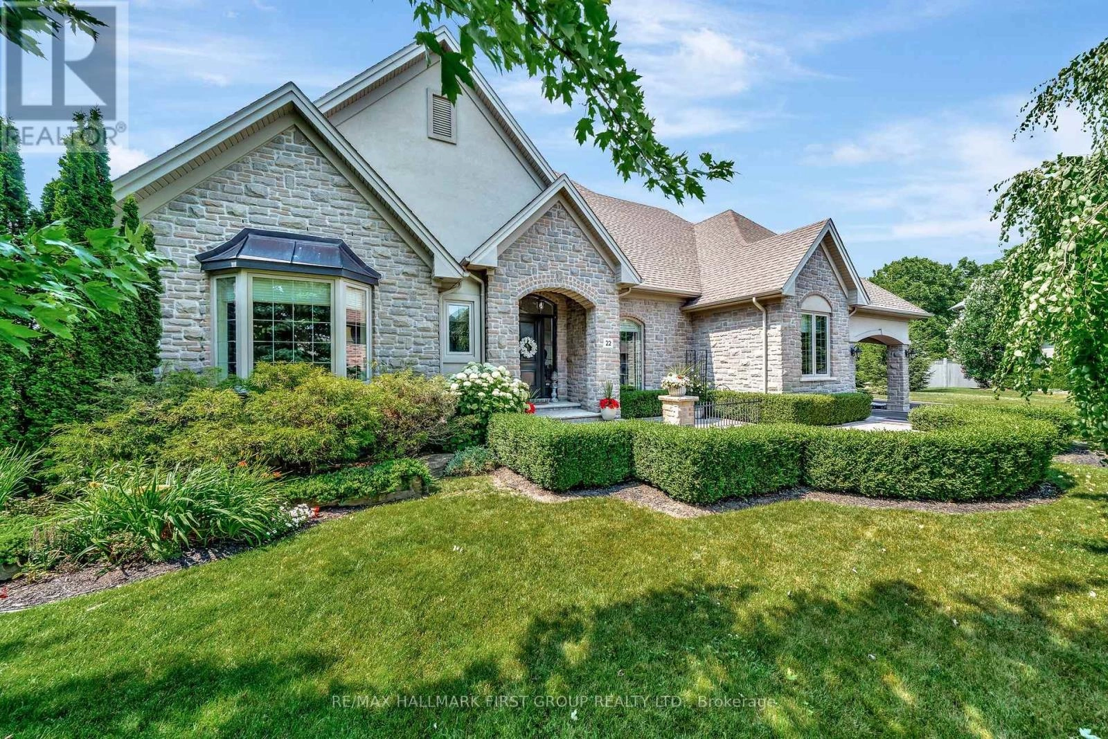 22 Rosslyn Drive, Brighton, Ontario  K0K 1H0 - Photo 1 - X12269631