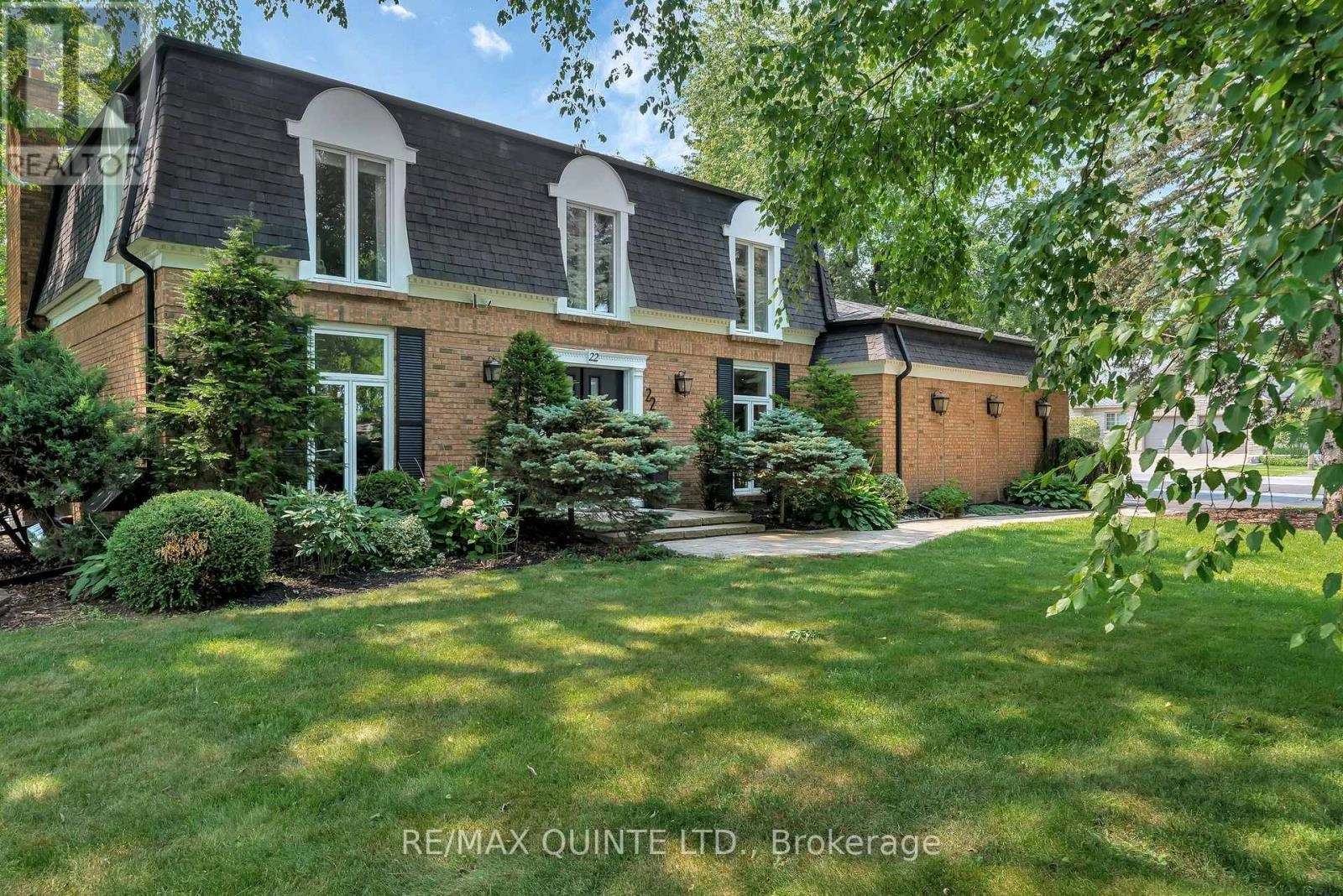 22 Forest Hill Crescent, Belleville, Ontario  K8N 4M5 - Photo 2 - X12269670