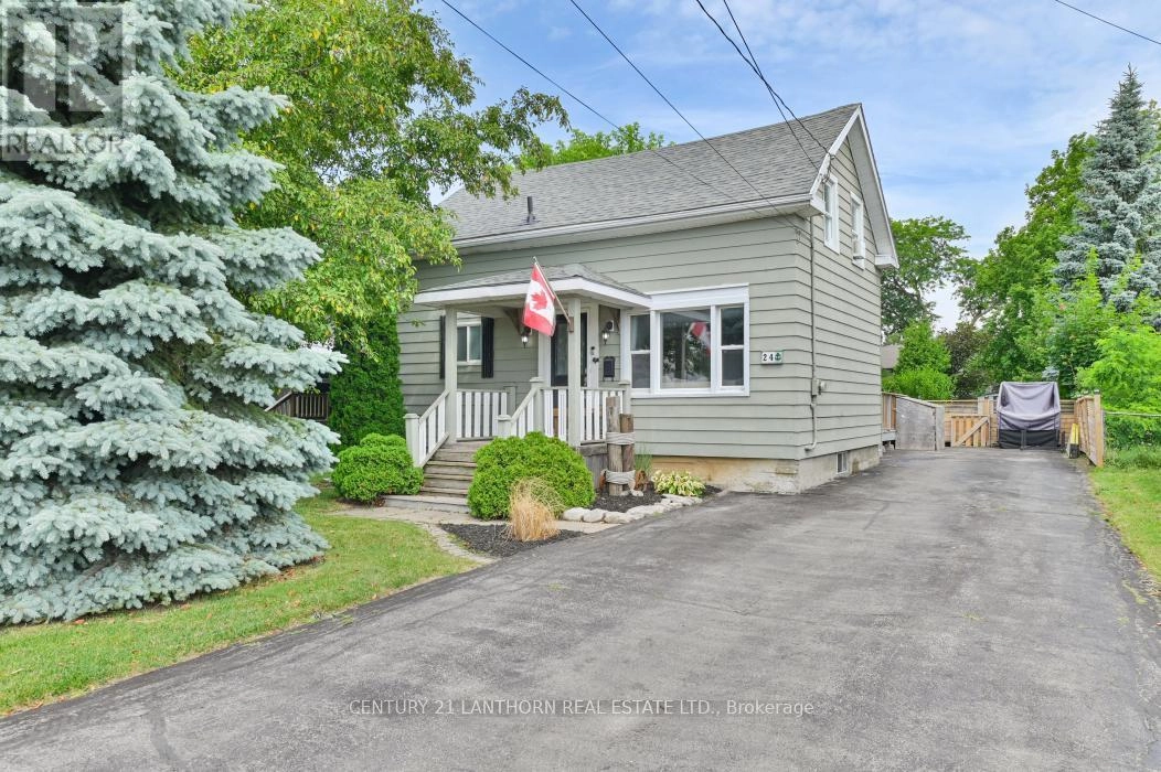 24 Parker Street, Belleville, Ontario  K8P 1C8 - Photo 1 - X12270100