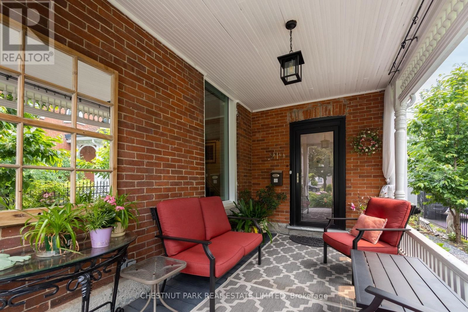 219 Charles Street, Belleville, Ontario  K8N 3M3 - Photo 1 - X12270180