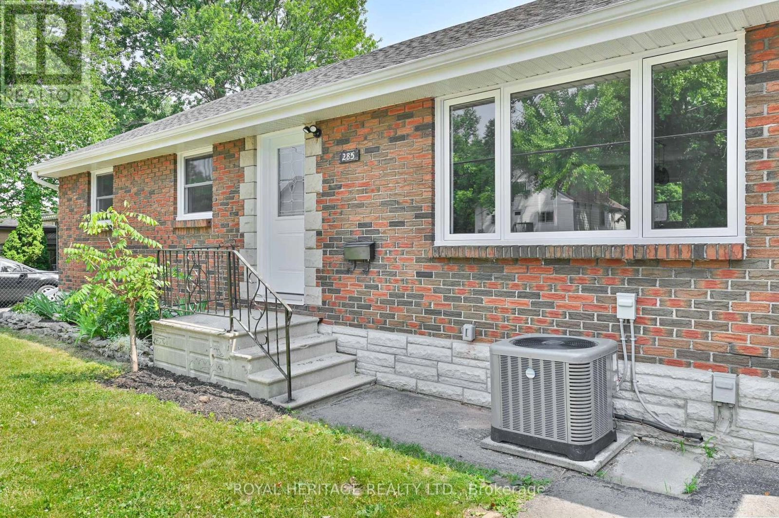 285 Herchimer Avenue, Belleville, Ontario  K8N 4Y9 - Photo 3 - X12270298