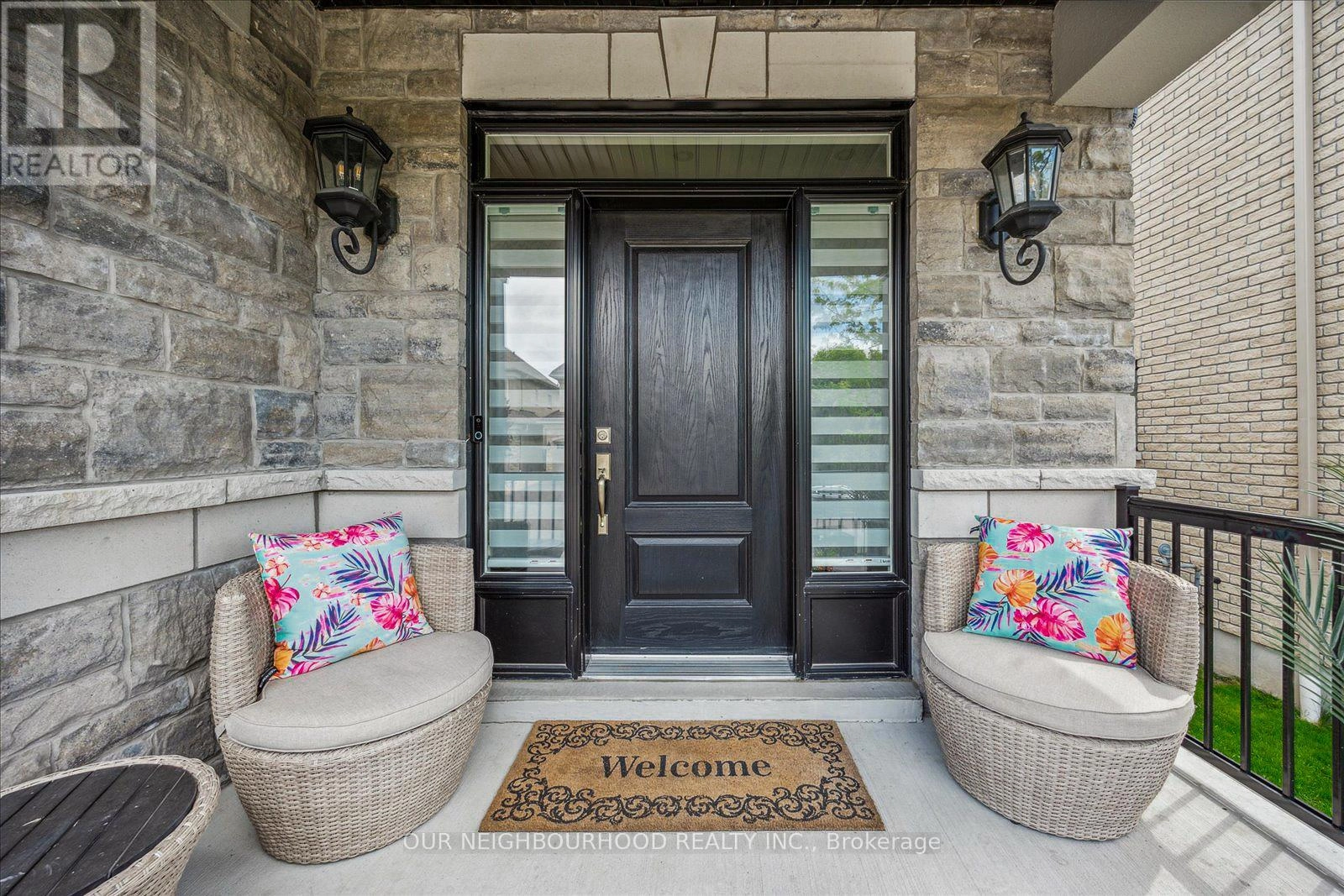 7 Serene Court, Whitby, Ontario  L1R 0L6 - Photo 2 - E12228864