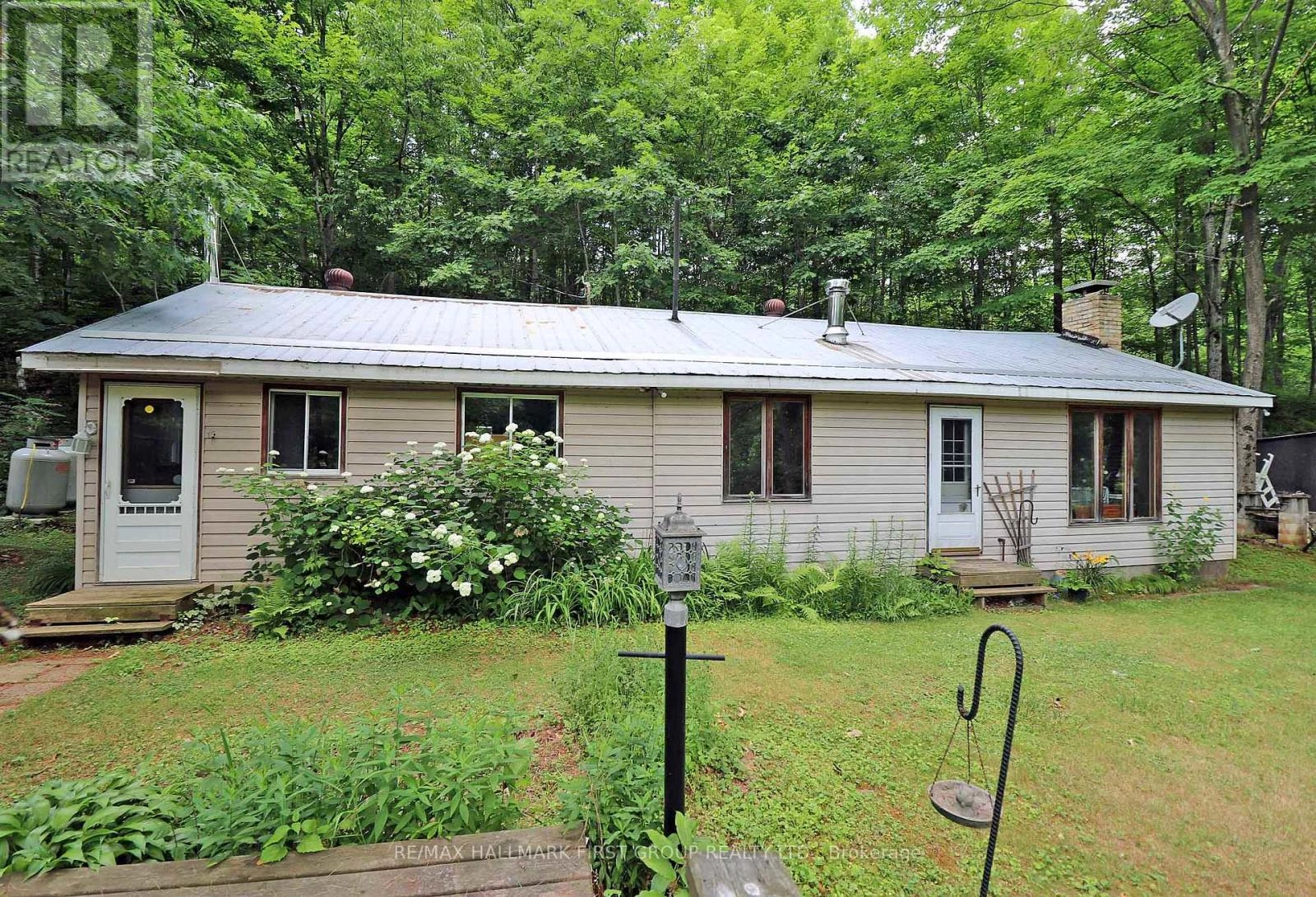 228 Kehoe Lane, Tweed, Ontario  K0K 3J0 - Photo 2 - X12271435