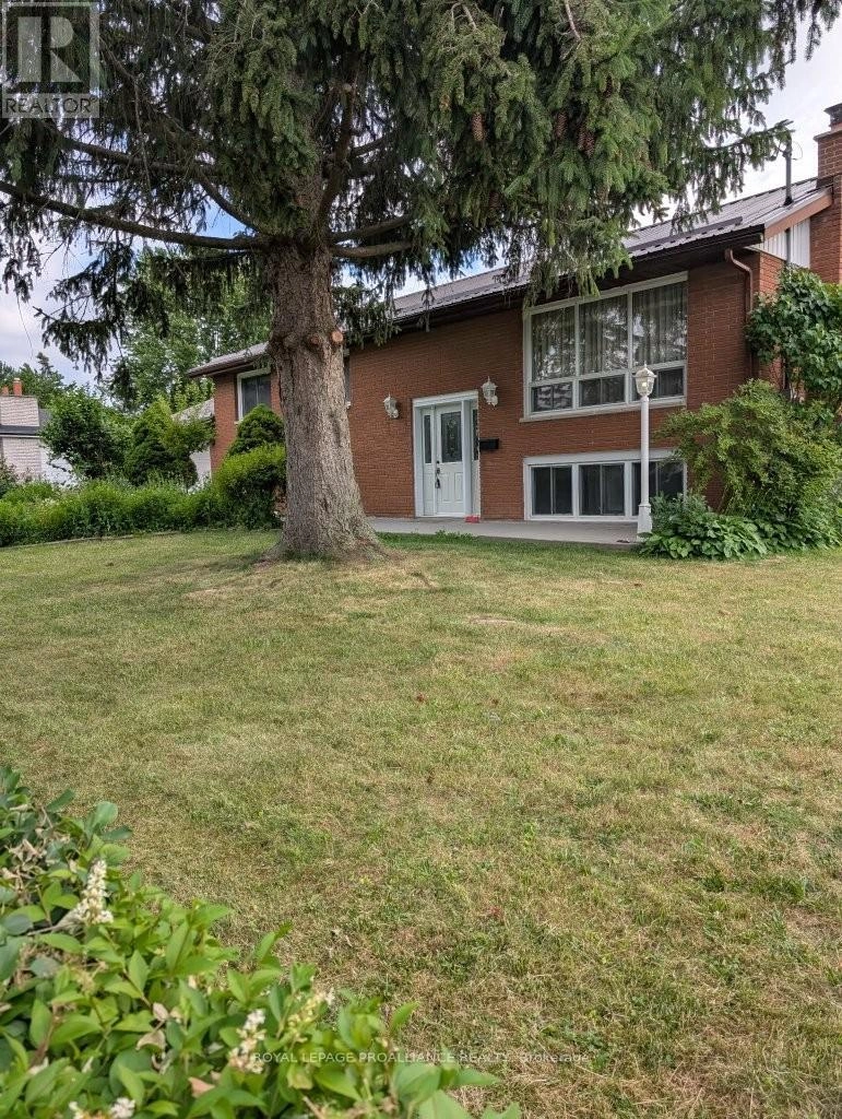 Upper - 181 Colonial Road, Quinte West, Ontario  K8R 1B8 - Photo 3 - X12271510
