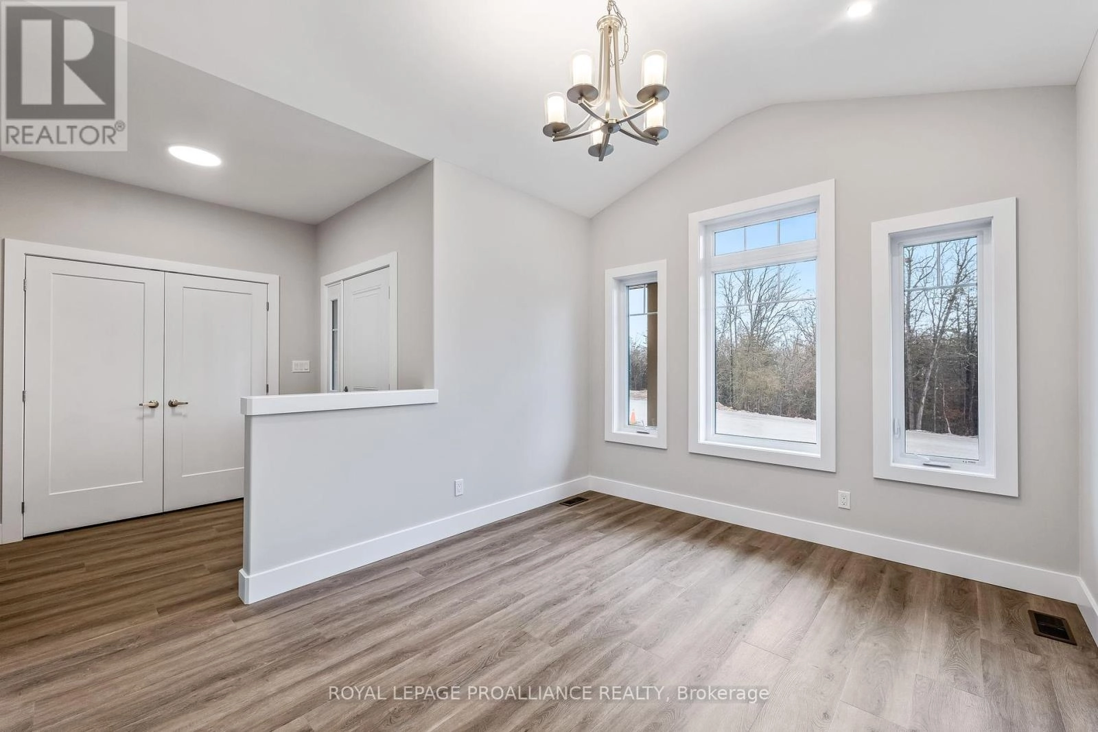 60 Riverside Trail, Trent Hills, Ontario  K0L 1L0 - Photo 5 - X12271991