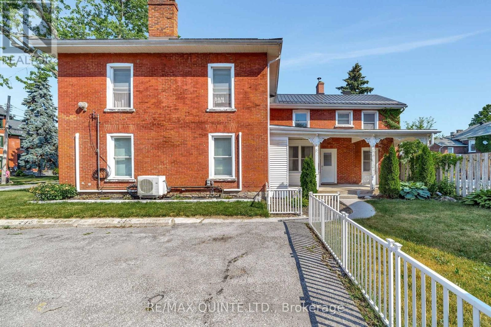 219-221 Ann Street, Belleville, Ontario  K8N 3L5 - Photo 2 - X12264438