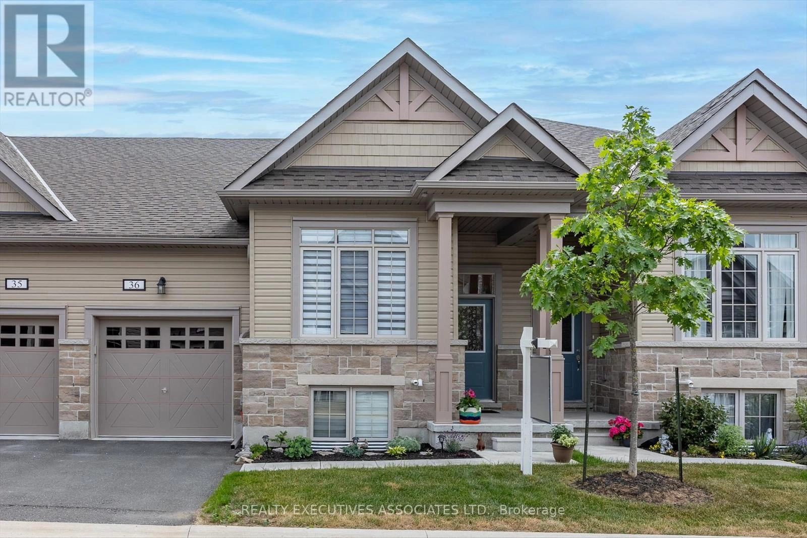 36 - 17 Lakewood Crescent, Kawartha Lakes, Ontario  K0M 1A0 - Photo 1 - X12272435