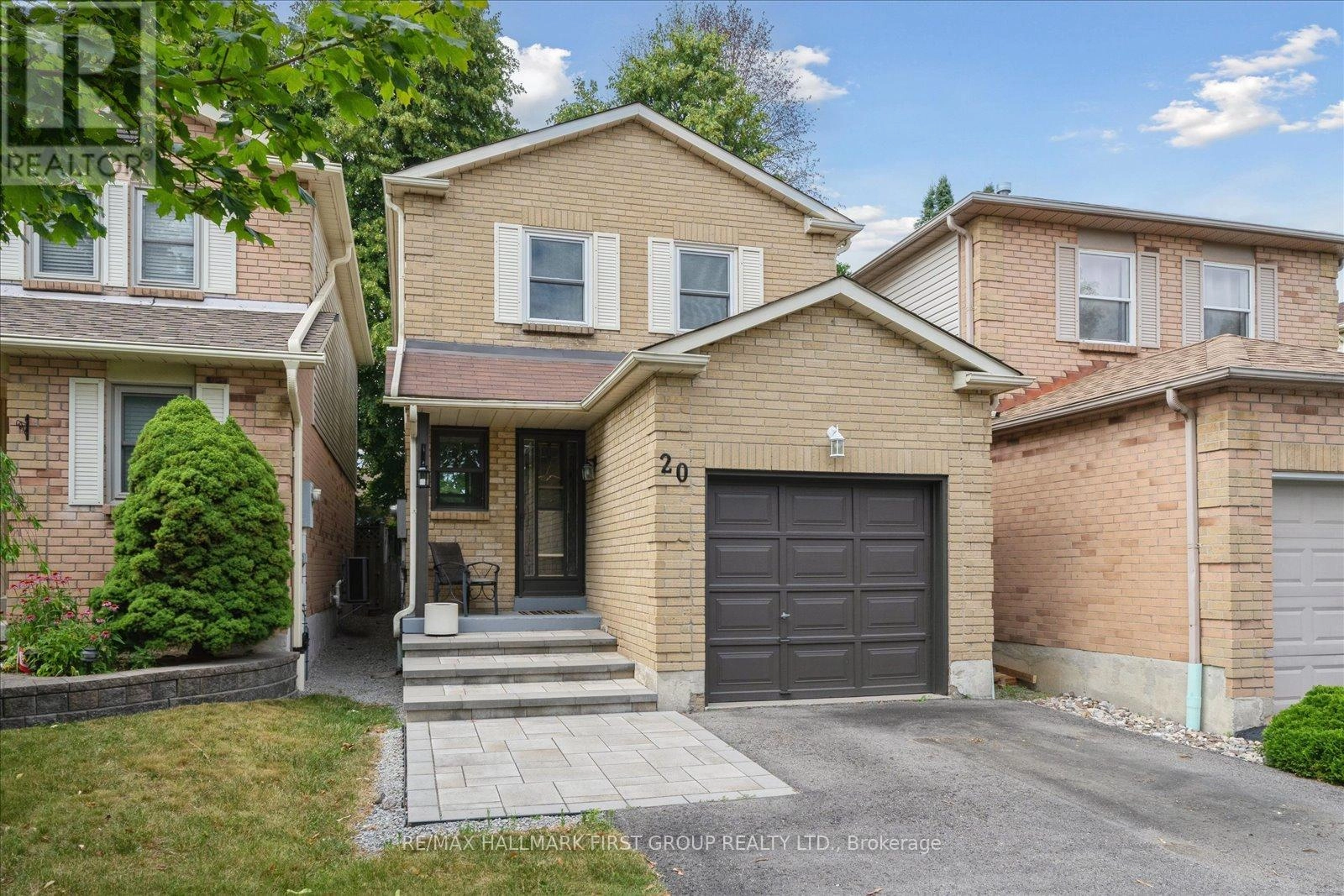 20 Schilling Court, Whitby, Ontario  L1N 8X7 - Photo 2 - E12272586