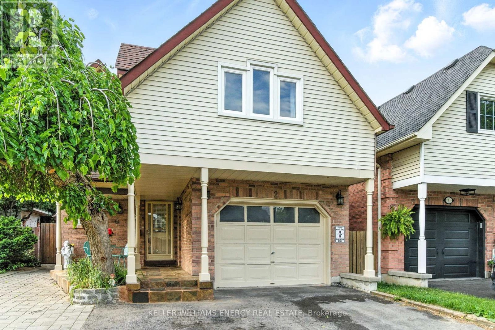 2 Henderson Drive, Whitby, Ontario  L1N 7Y2 - Photo 3 - E12272636
