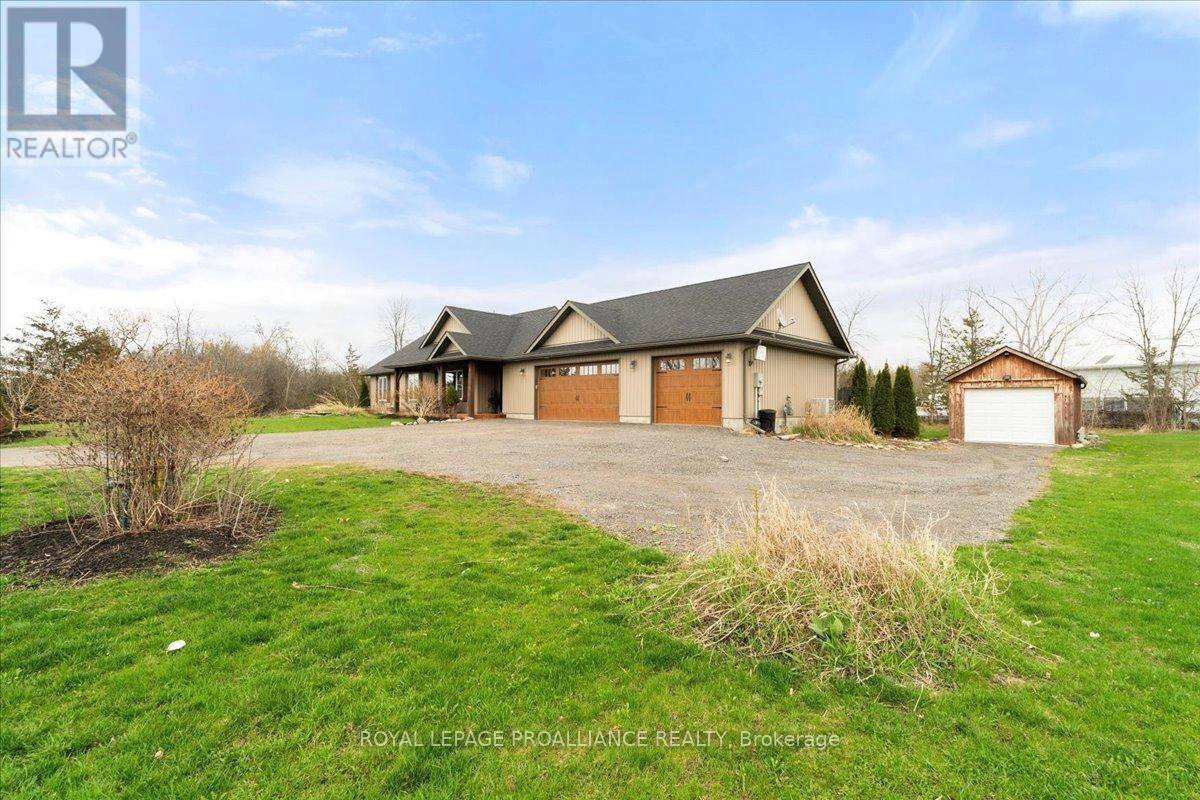 264 Glen Miller Road, Quinte West, Ontario  K8V 5P8 - Photo 2 - X12273058