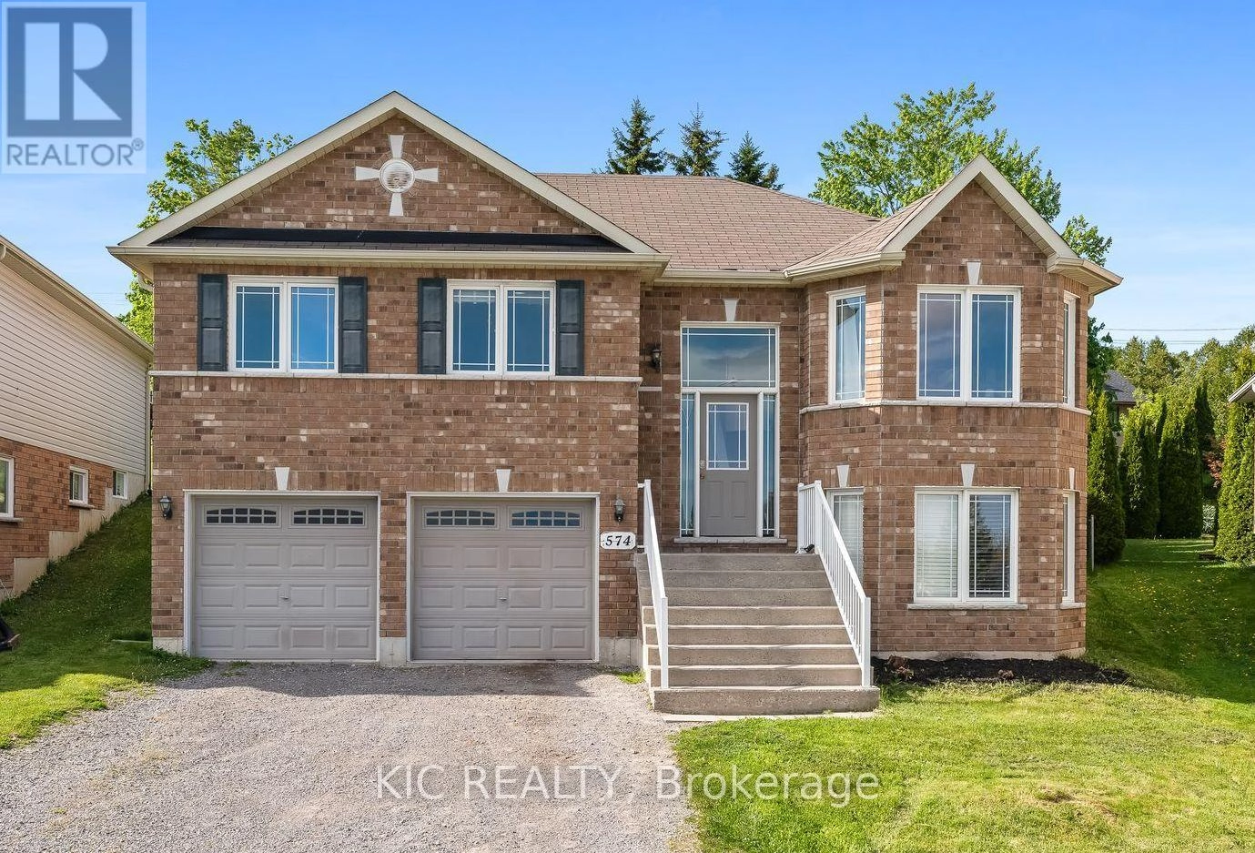 574 Clancy Crescent, Peterborough West, Ontario  K9K 2S2 - Photo 2 - X12273526